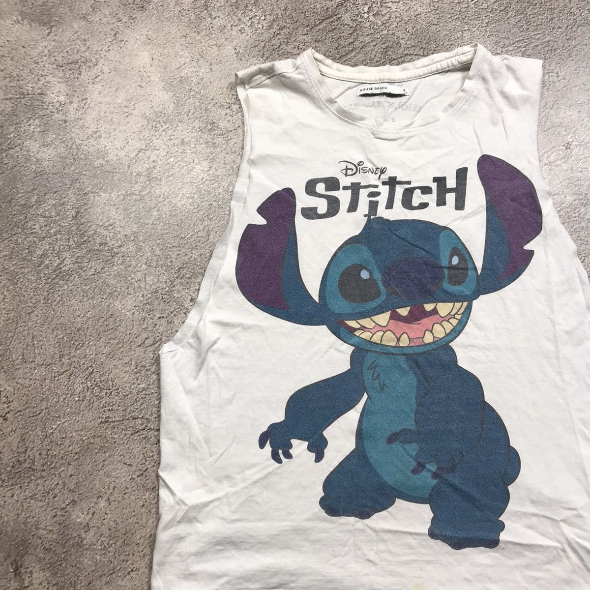 Vintage Vintage 90s Disney Stitch Graphic Tank Top Y2K Streetwear S Size S / US 4 / IT 40 - 2 Thumbnail