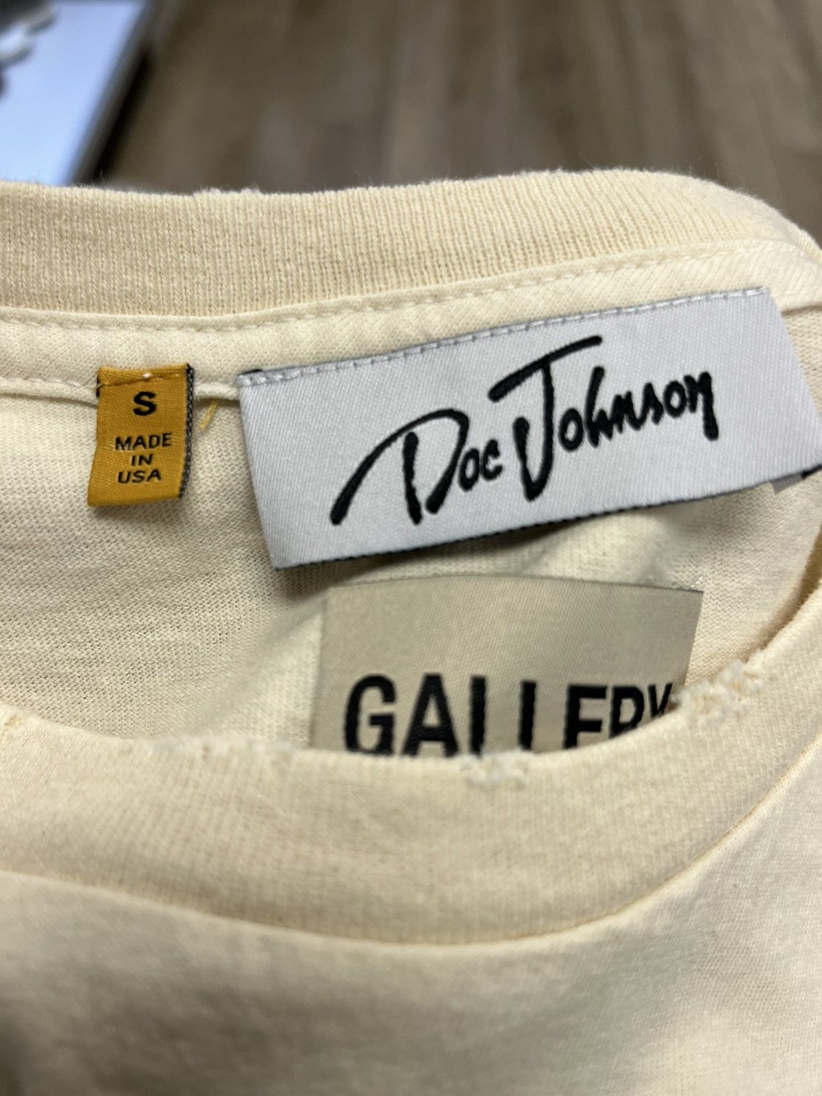 Gallery Dept. Gallery Department Batteries Died T shirt Size US S / EU 44-46 / 1 - 3 Thumbnail