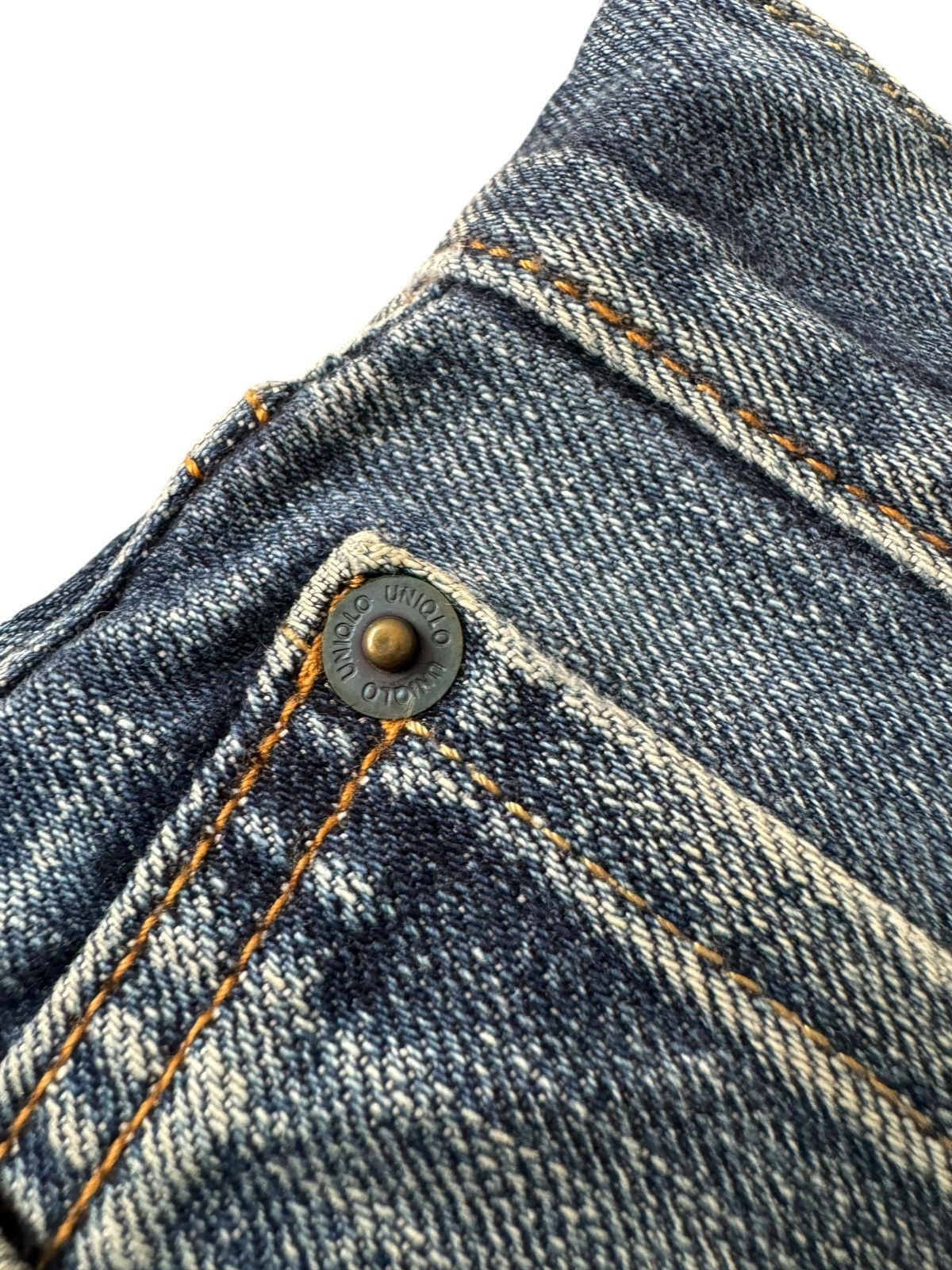 Uniqlo VINTAGE UNIQLO SELVEDGE DISTRESSED JEANS Size US 36 / EU 52 - 6 Thumbnail