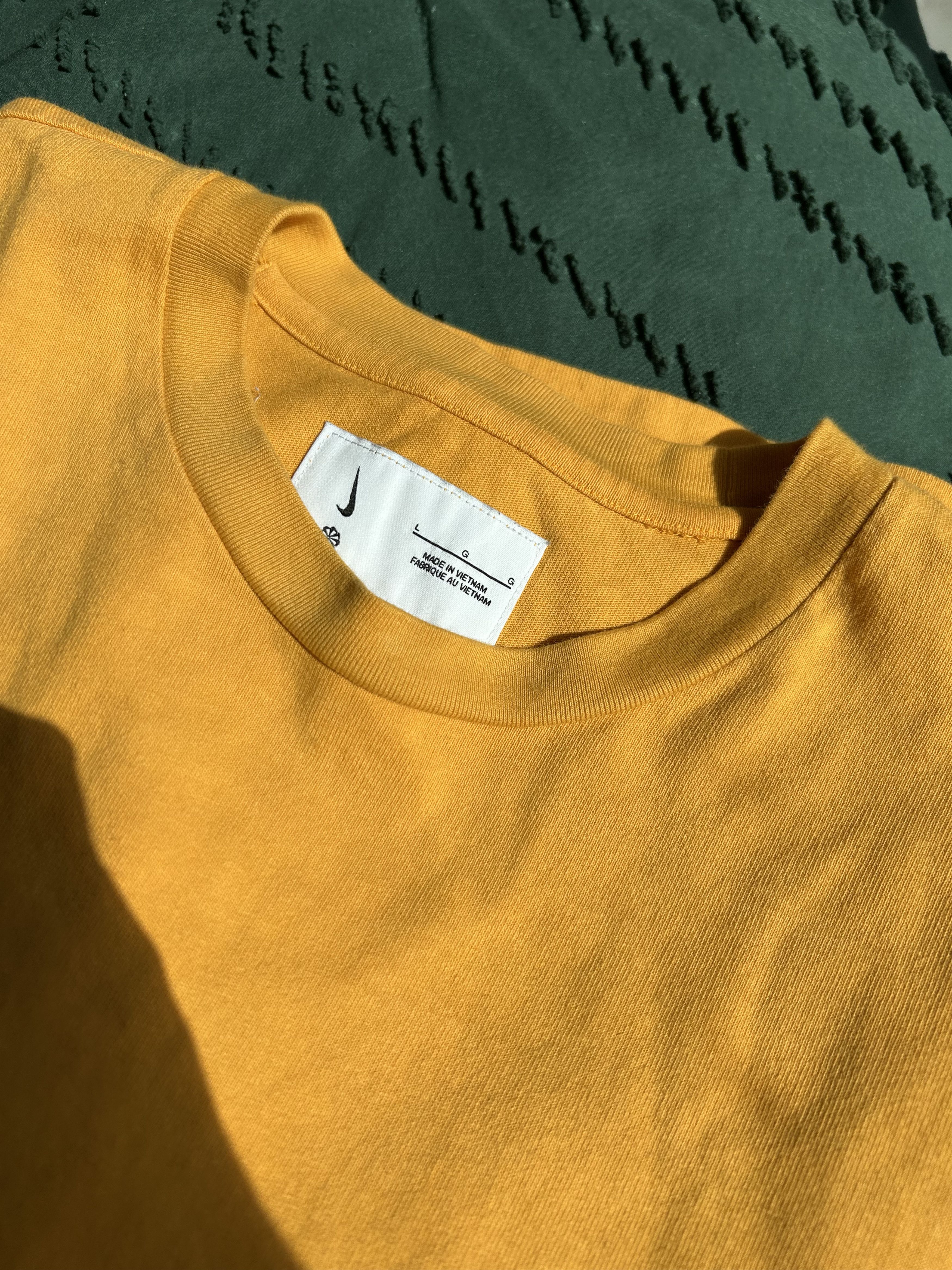 Nike Nike Graphic T-shirt Size US L / EU 52-54 / 3 - 4 Thumbnail