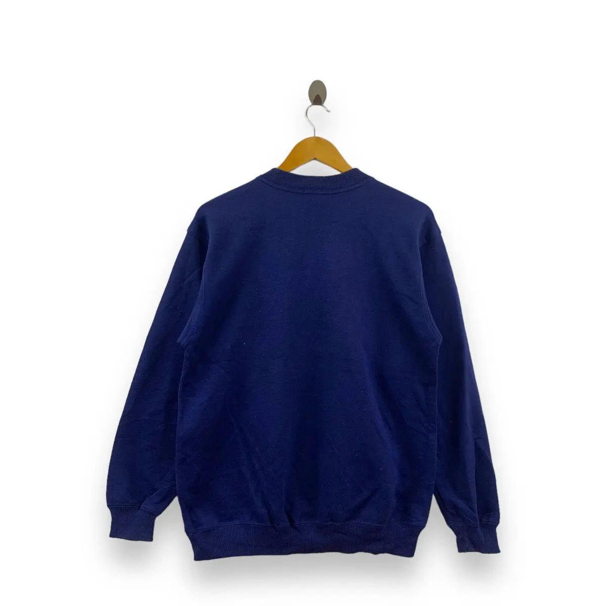 Vintage Vintage DORUN POLO USA Flag Logo Embossed Sweatshirt Size M / US 6-8 / IT 42-44 - 2 Thumbnail