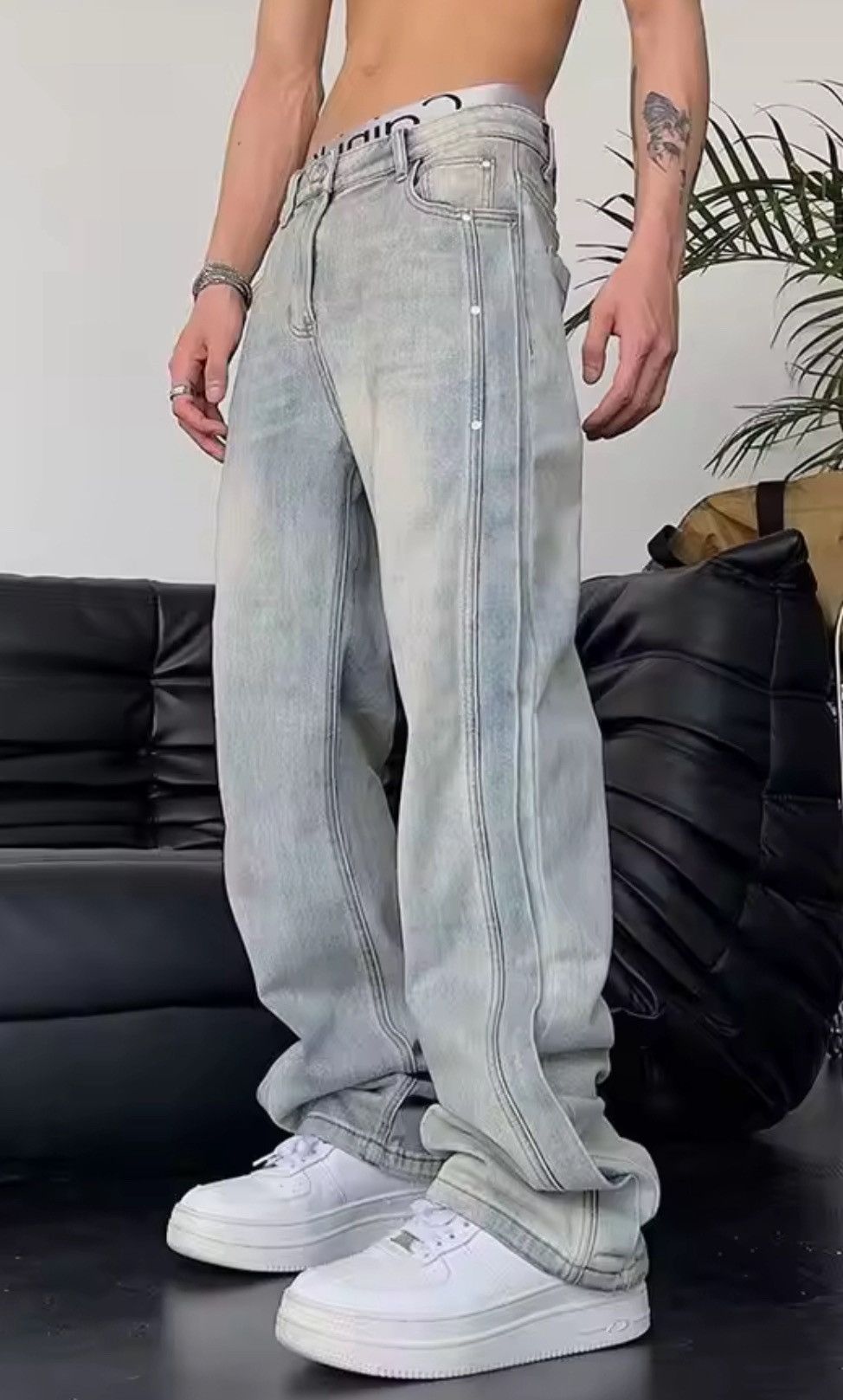 Japanese Brand Grunge Style Denim Jeans - Light Wash - Authentic Urban Look Size US 28 / EU 44 - 5 Thumbnail