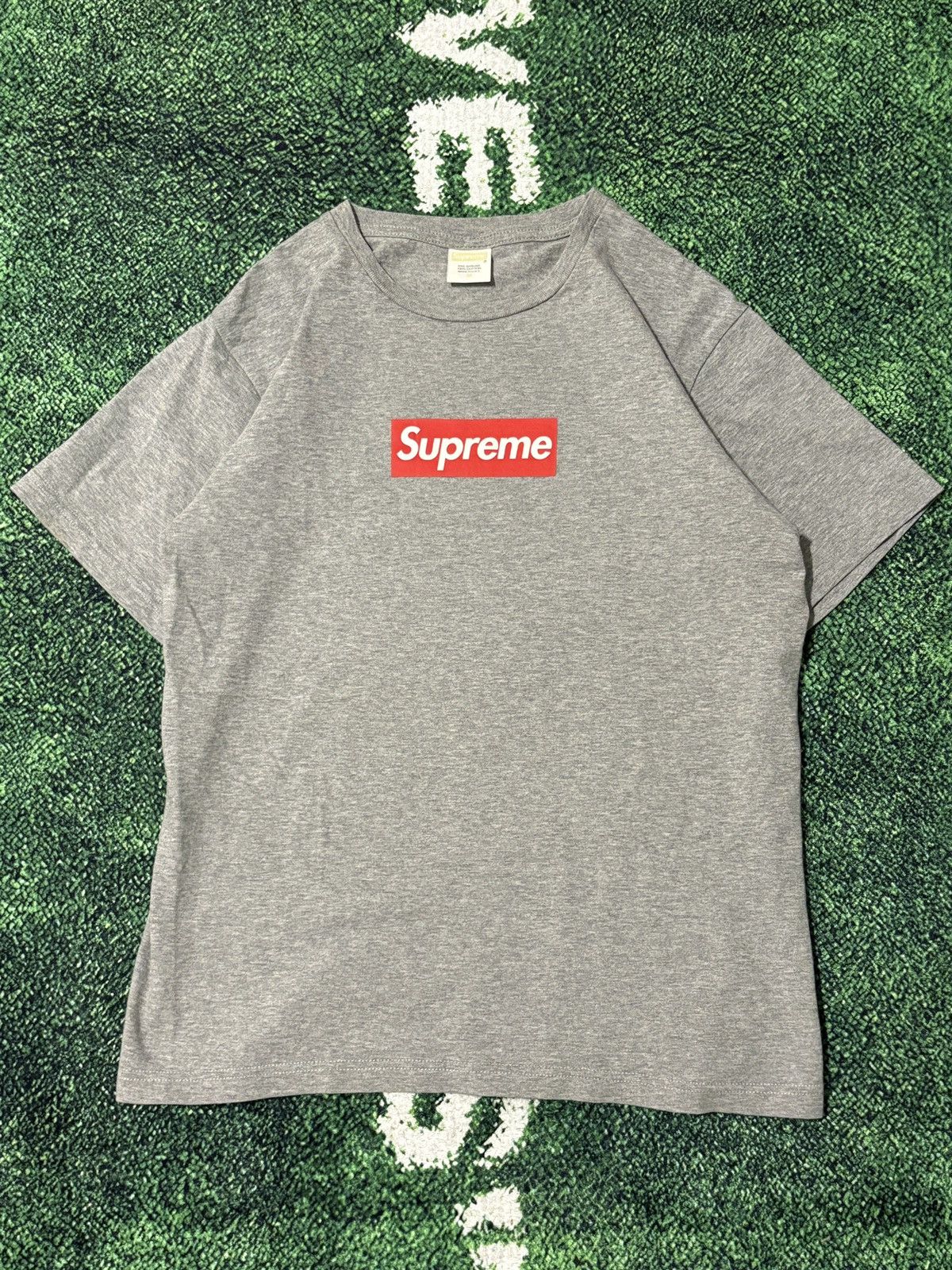 Supreme 20周年の通販 楽天市場】supreme 20周年記念 Tシャツ グレー トップス