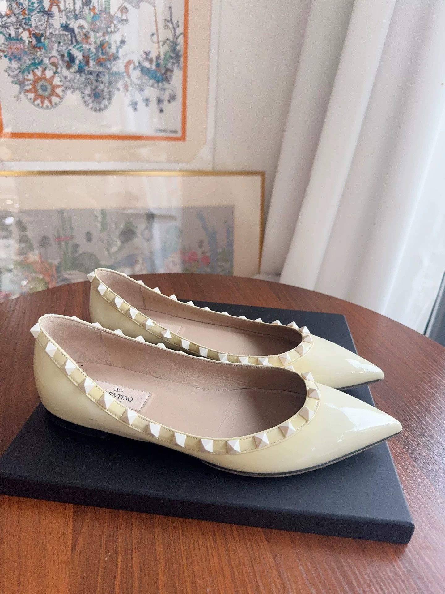 Valentino Valentino 95 New Cream Patent Leather Flats 37.5 Min OX Yell Size US 6.5 / IT 36.5 - 6 Thumbnail