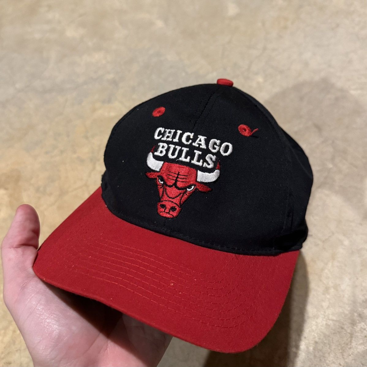 Vintage 1990s Chicago Bulls NBA Spellout Logo Snapback Hat Size ONE SIZE - 3 Thumbnail