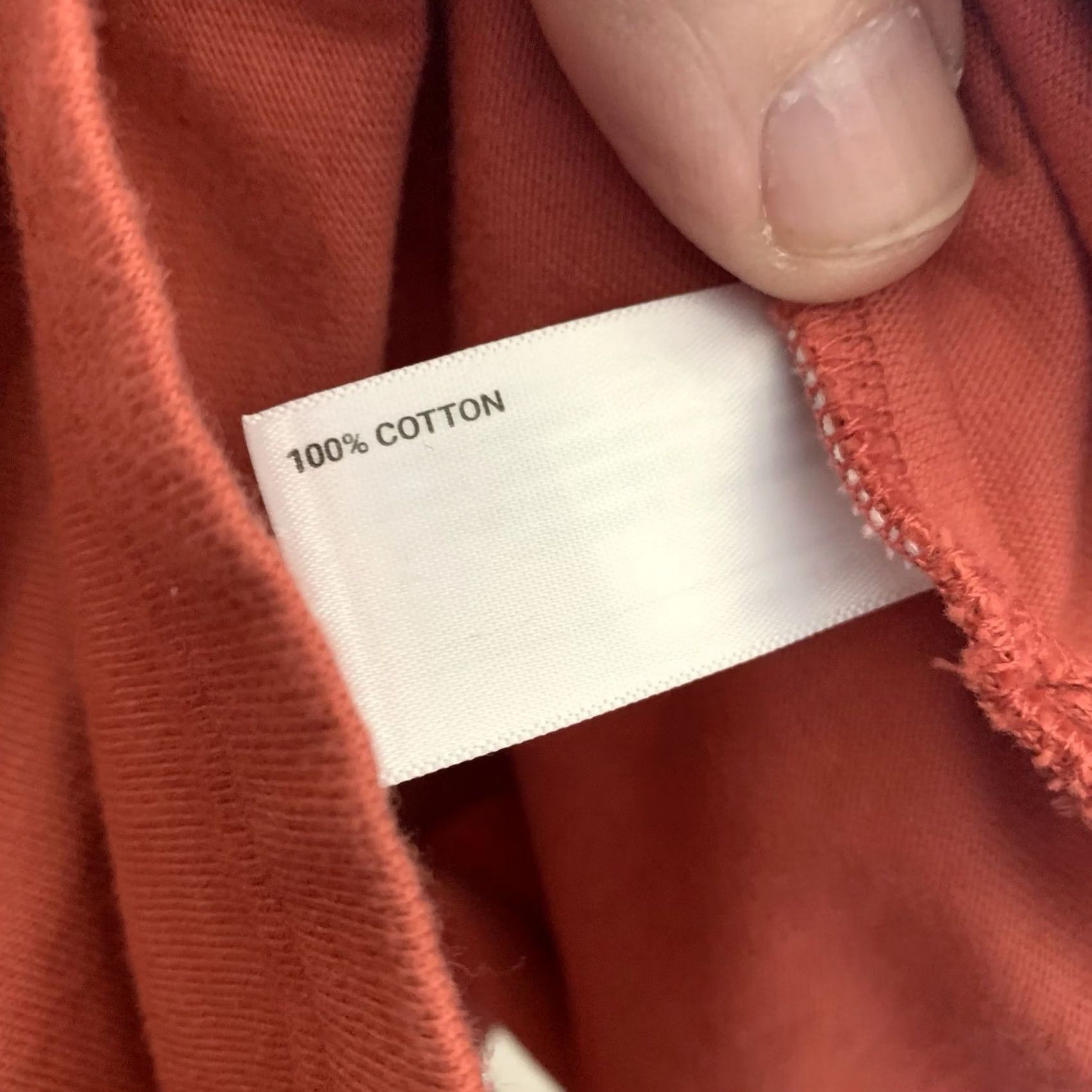 Duluth Trading Company Duluth Trading Longtail Pocket T-Shirt Mens XL Red 100% Cotton Short Sleeve Crew Neck Easy Care Pocketed All Seasons Regular Fit Tee Size US XL / EU 56 / 4 - 6 Thumbnail