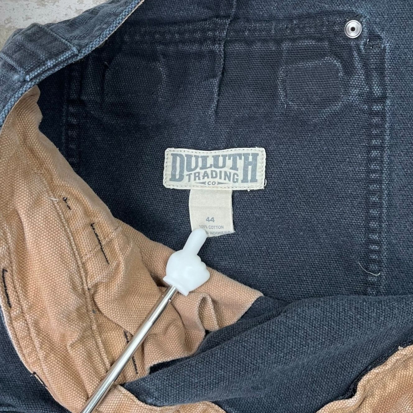Vintage Vintage Y2K Duluth Trading Cargo Shorts 44x11 Black Canvas Size US 44 / EU 60 - 4 Thumbnail