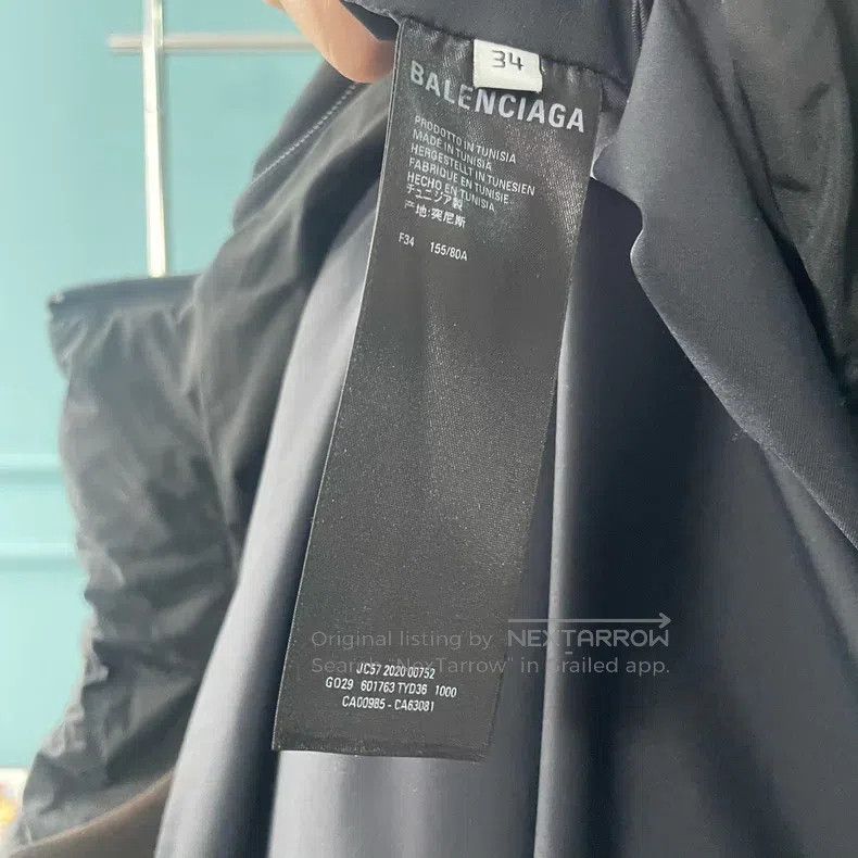 Balenciaga Balenciaga Chest lock logo black down coat Size XXS / US 00 / IT 34 - 6 Thumbnail