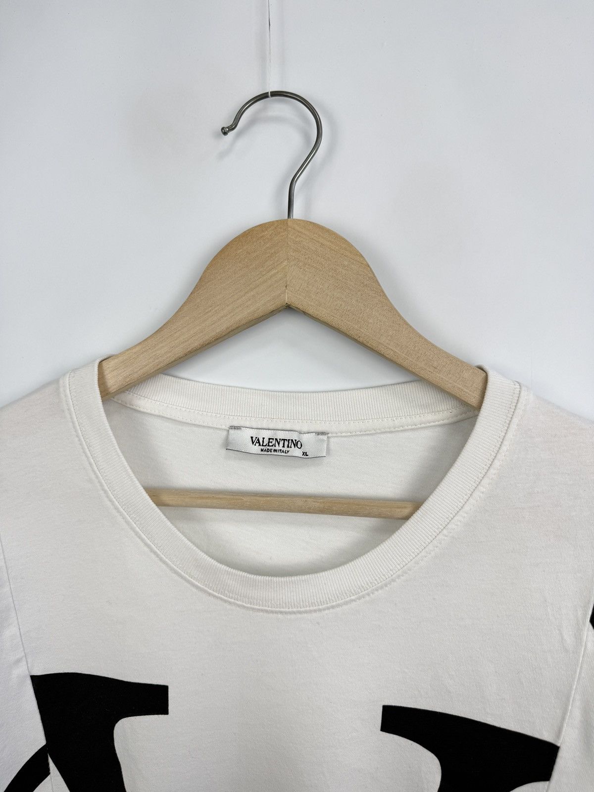 Valentino 🇮🇹 Valentino Luxury T-Shirt Made in Italy Rare Size US XL / EU 56 / 4 - 6 Thumbnail
