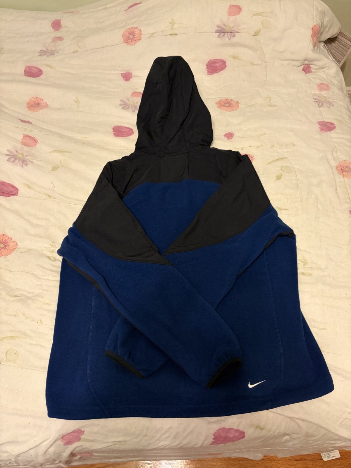 Nike Nike ACG Wolf Tree Hooded Fleece Jacket size M Size US M / EU 48-50 / 2 - 7 Thumbnail