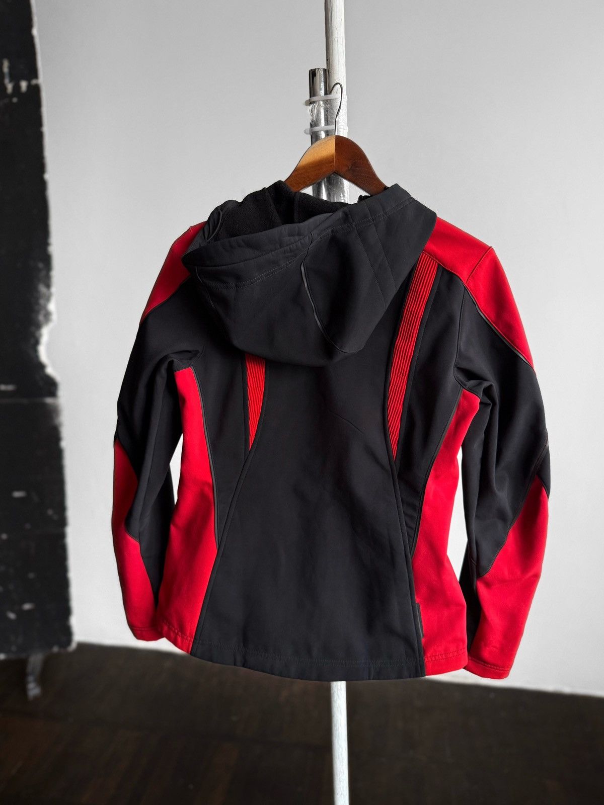 Other Engelbert Strauss Womens Black Red Softshell Jacket Hooded Size M / US 6-8 / IT 42-44 - 2 Thumbnail