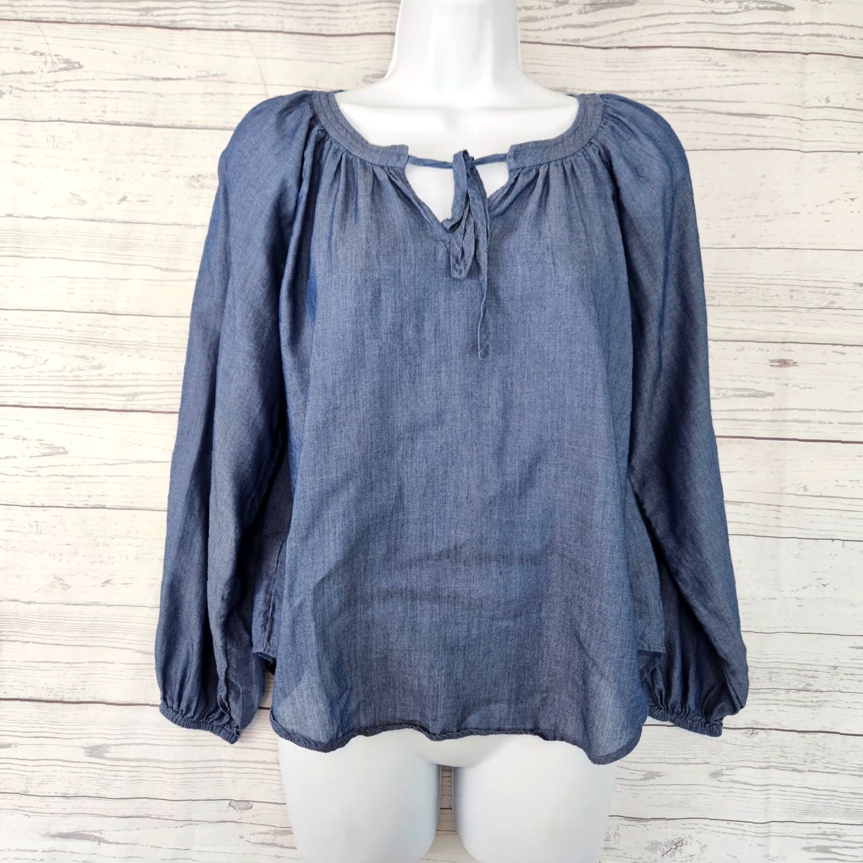 Loft LOFT Ann Taylor Womens Top Blouse XS Solid Blue Cotton Lyocell Long Sleeve Regular Size XS Womens) Size XS / US 0-2 / IT 36-38 - 2 Thumbnail