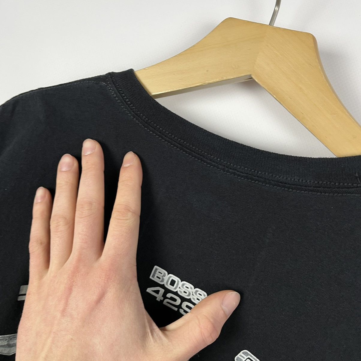 Ford Vintage Ford Mustang rare big logo racing tee 00’s Size US L / EU 52-54 / 3 - 8 Thumbnail
