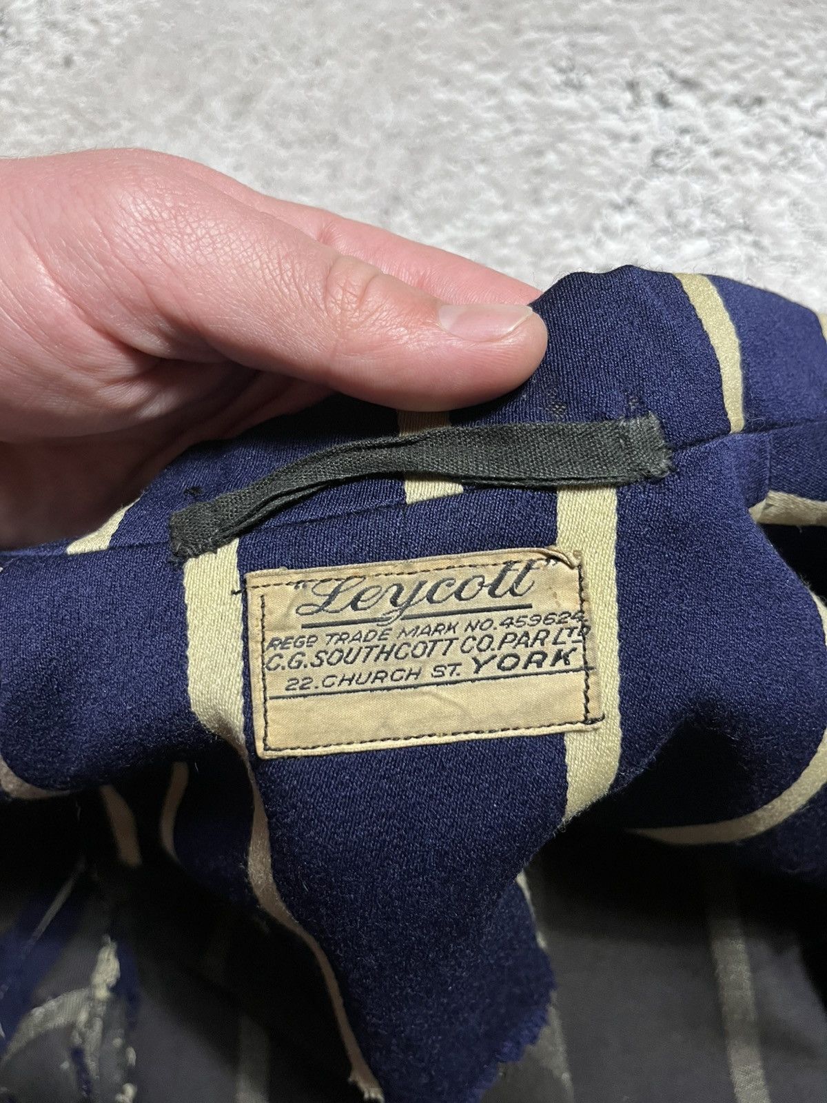 Japanese Brand × Vintage Vintage Striped School Blazer Leycott York UK with Crest Size S / US 4 / IT 40 - 14 Thumbnail