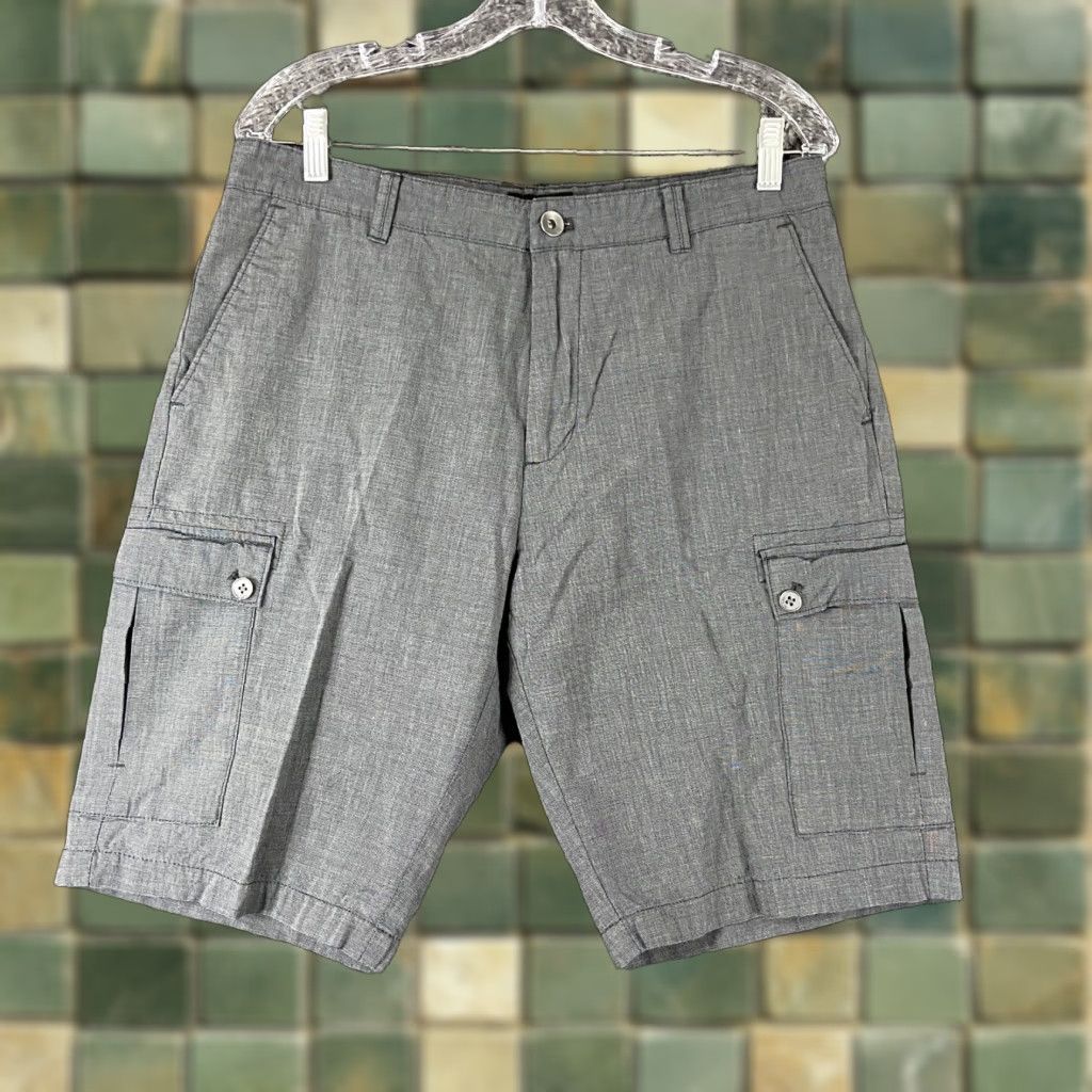 Calvin Klein Calvin Klein Shorts Men 34 Gray Chino Regular Mens Size US 34 / EU 50 - 1 Thumbnail