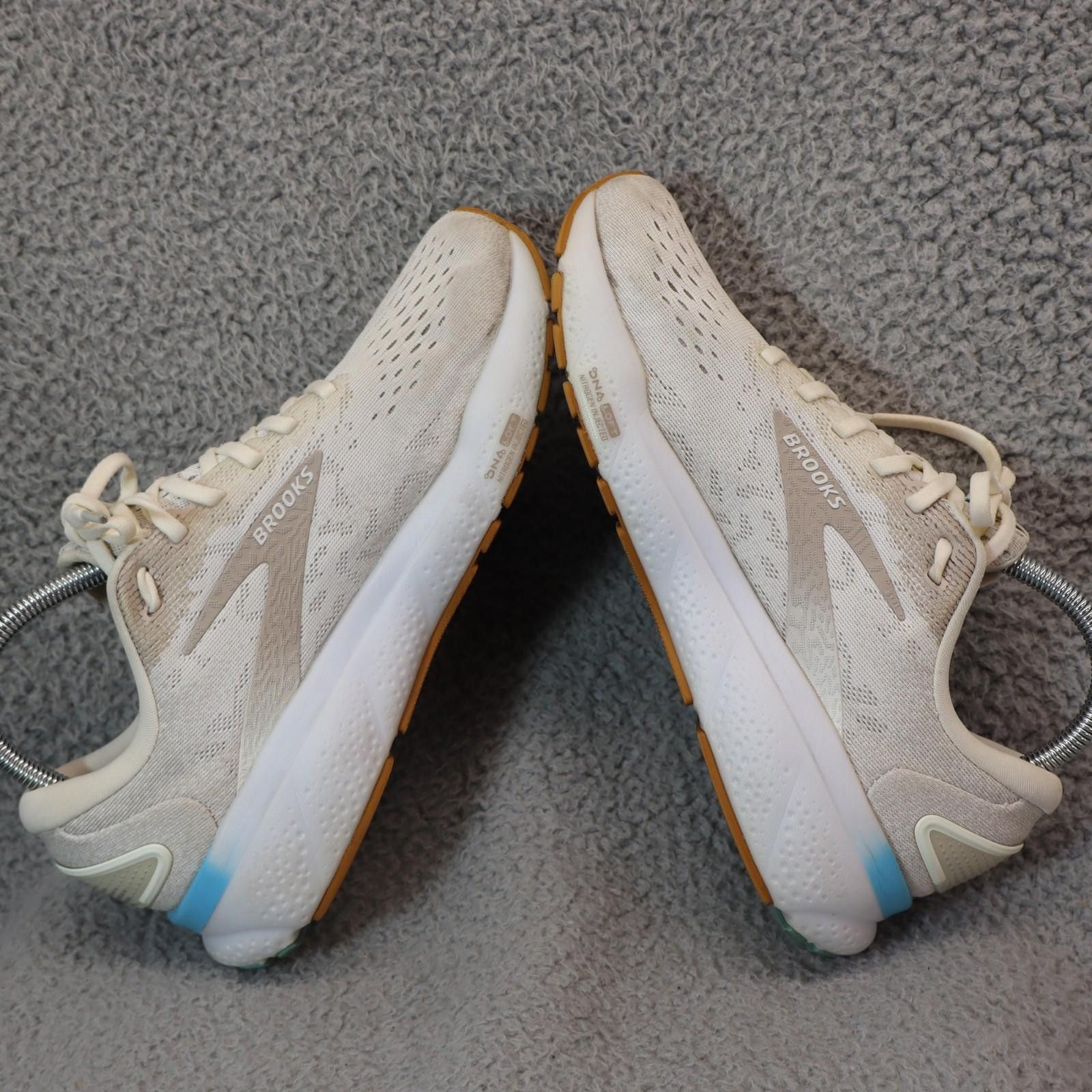Brooks Brooks Ghost 16 Womens 9 Coconut Chateau Gray Blue Lace Up Size US 9 / IT 39 - 6 Thumbnail