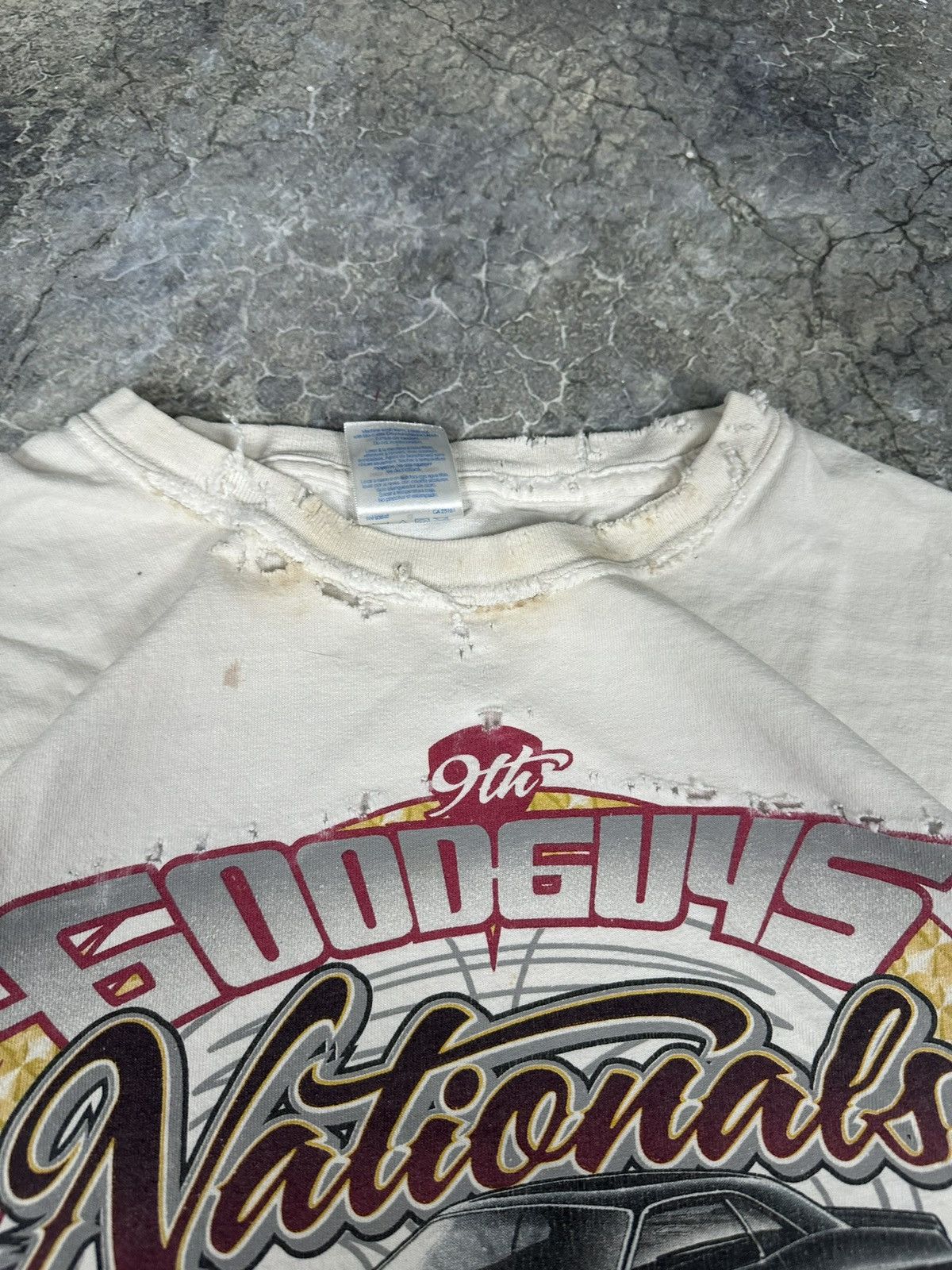 Vintage Vintage Thrashed Cropped Classic Cars Tee Size US L / EU 52-54 / 3 - 5 Thumbnail