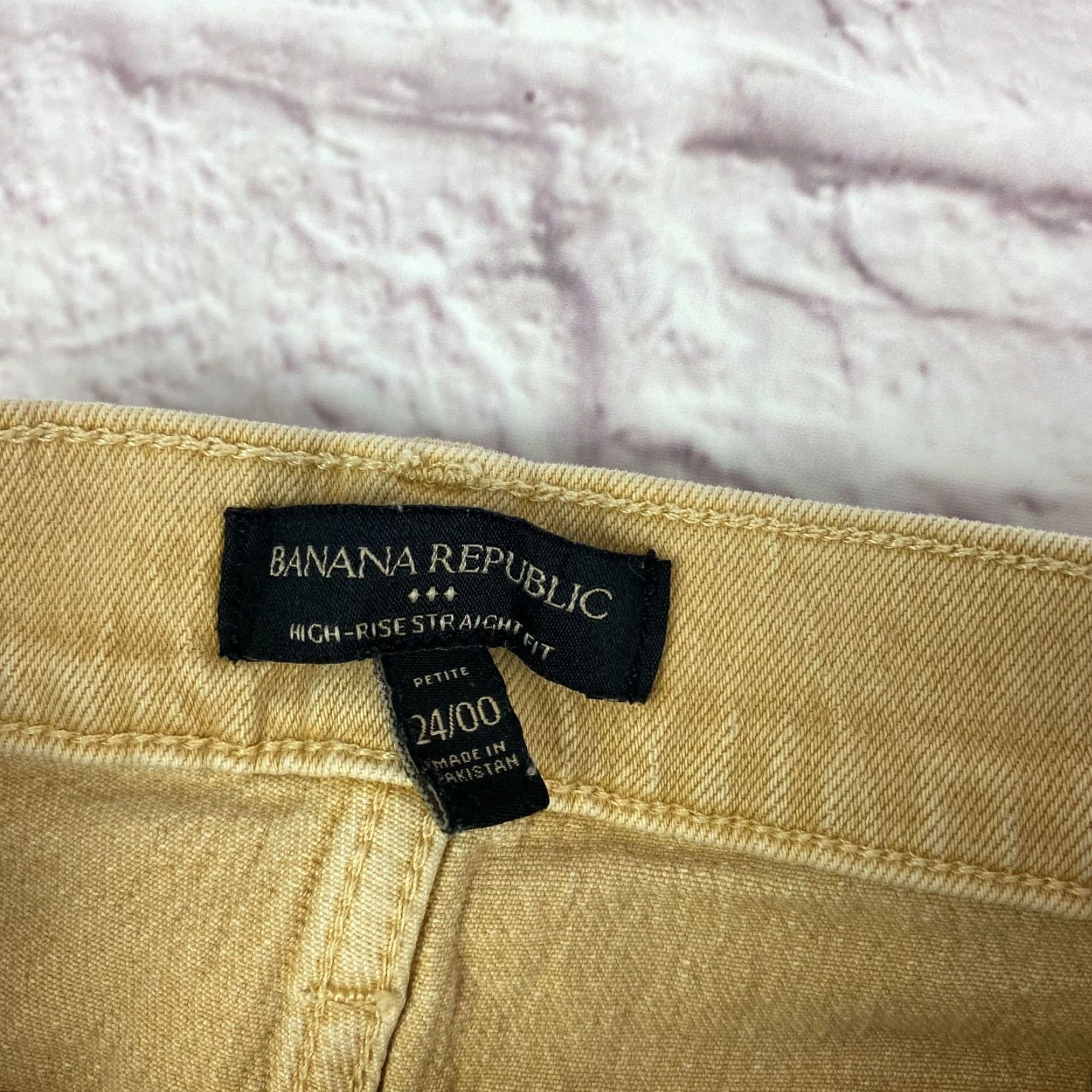 Banana Republic VINTAGE Banana Republic Teens High Rise Straight Fit Jeans 24 Tan Petite Junior XS? Size 42" / US 20 - 5 Thumbnail