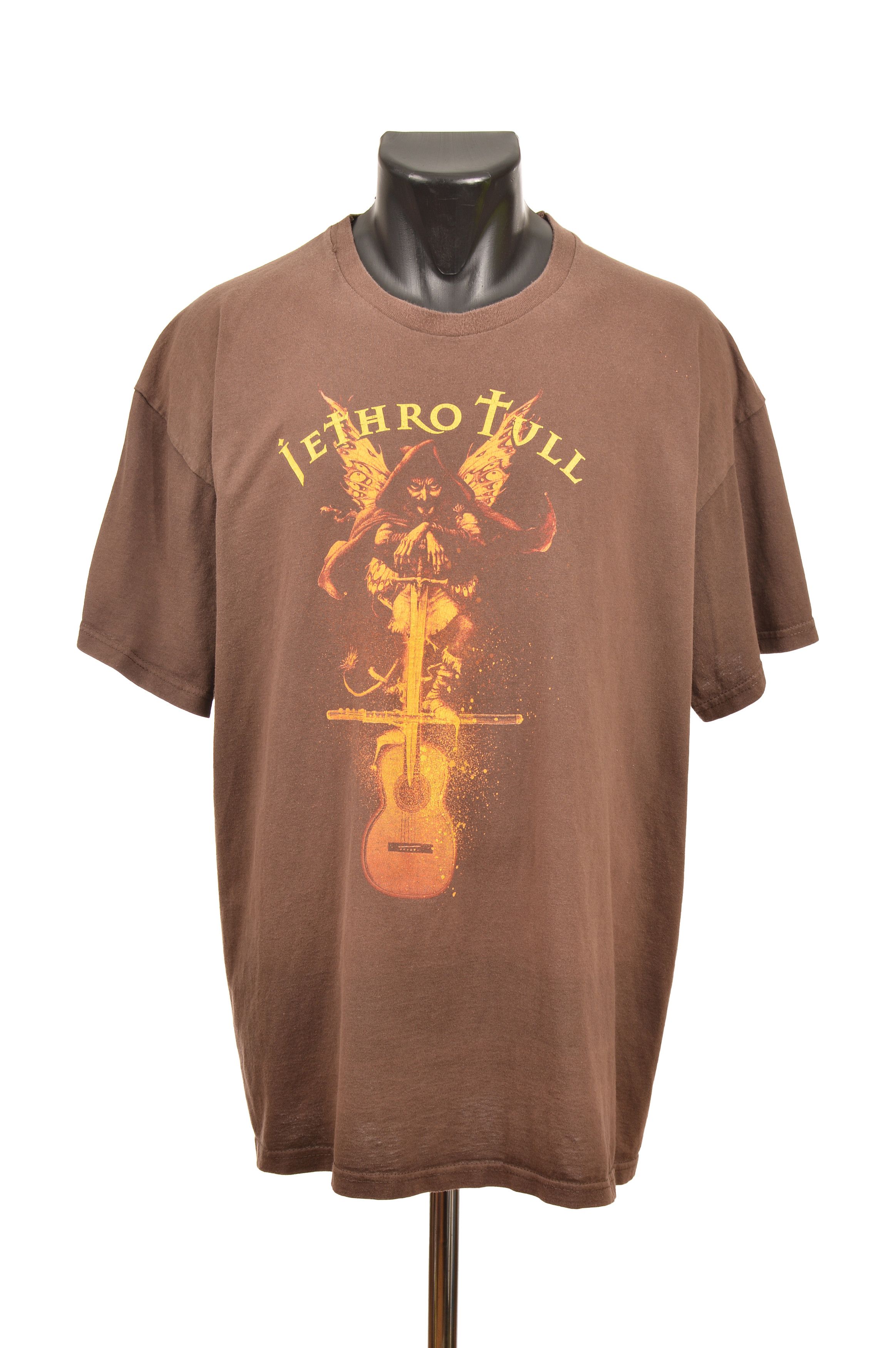 Vintage Fruit of the Loom Jethro Tull Vintage Europe Tour T-Shirt Size US XL / EU 56 / 4 - 1 Thumbnail