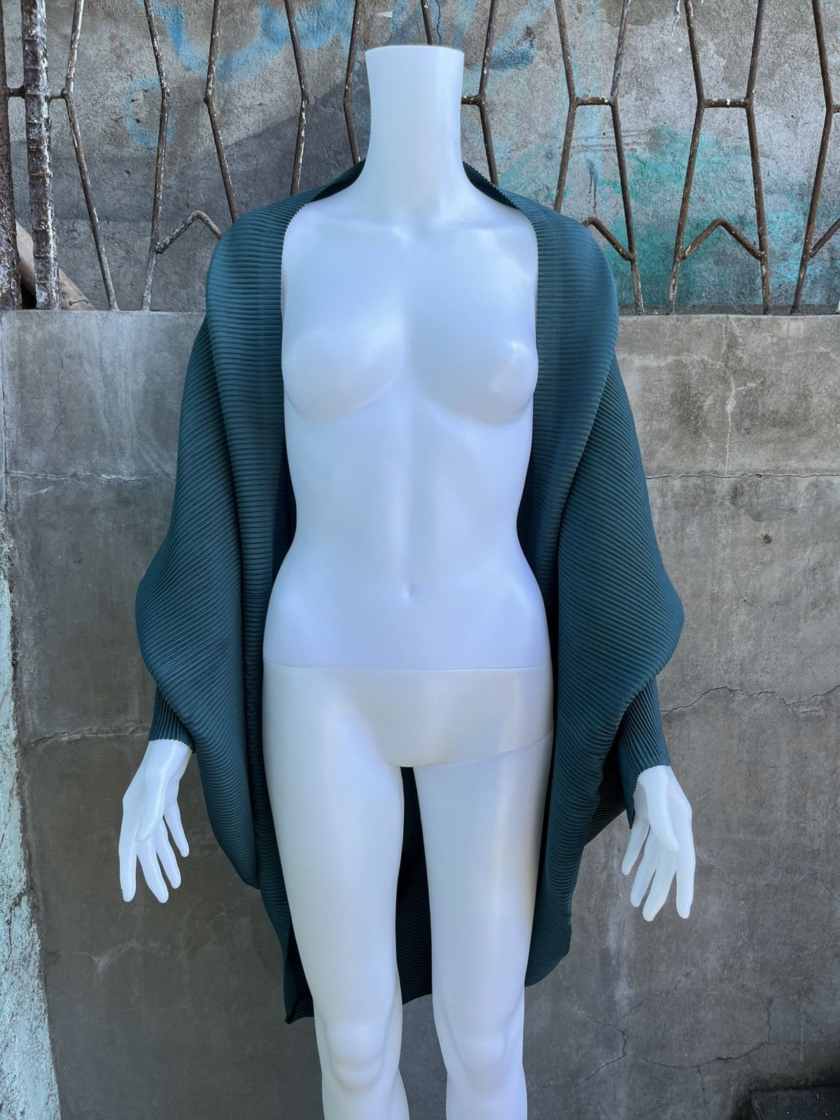 Pleats Please Pleated Shaul/Scarf