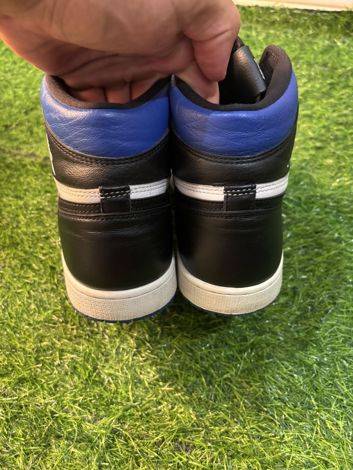 Jordan Brand Jordan 1 royal toe Size US 11.5 / EU 44-45 - 4 Thumbnail
