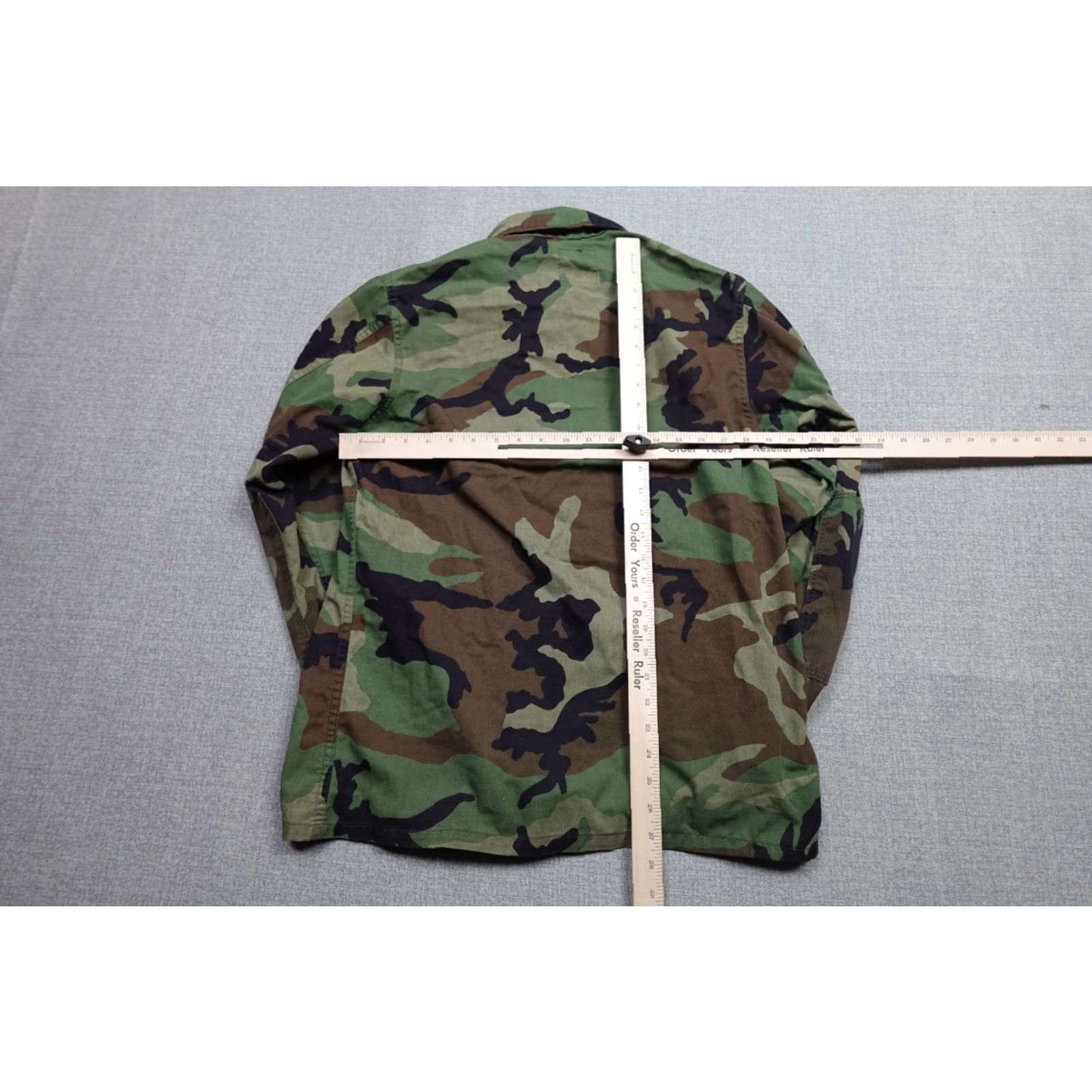 Vintage VINTAGE Combat Coat Mens M Brown Woodland Camo Military Pockets Outdoors Shirt Button-Up Collared All Seasons Fall Winter Mens Size US M / EU 48-50 / 2 - 7 Thumbnail