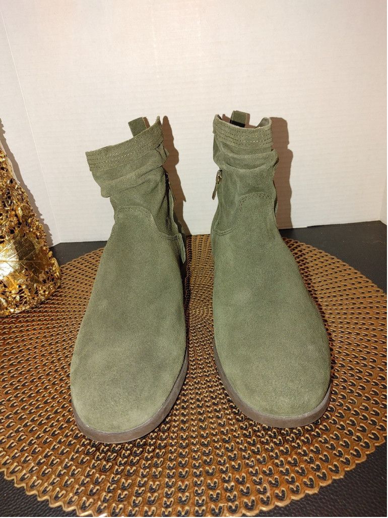 Koolaburra Koolaburra Suede Boots by UGG Size 10.5 Size US 11 / IT 41 - 2 Thumbnail