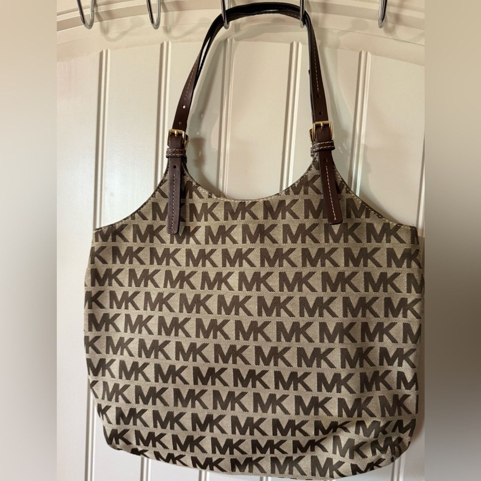 Michael Kors 🌟MICHAEL KORS🌟 Signature MK Logo Shoulder Bag Size ONE SIZE - 12 Thumbnail