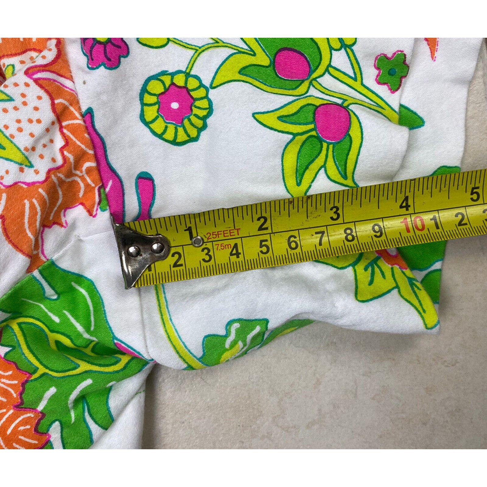 Gretchen Scott Gretchen Scott White Pink Green Floral Mid Rise Shorts Linen Size 33" - 8 Thumbnail