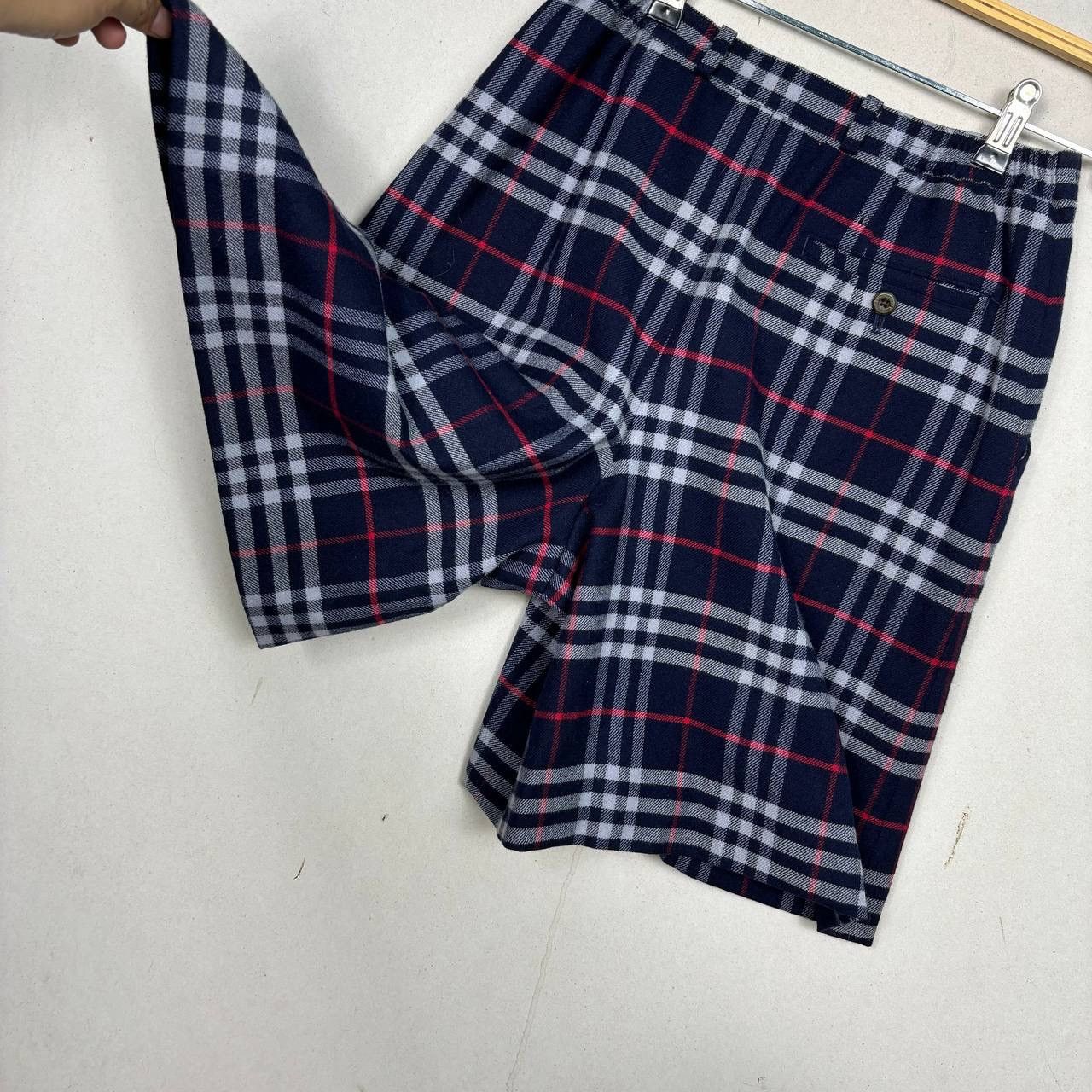 Burberry Burberry Nova Check Wool Shorts Pants Size US 30 / EU 46 - 5 Thumbnail