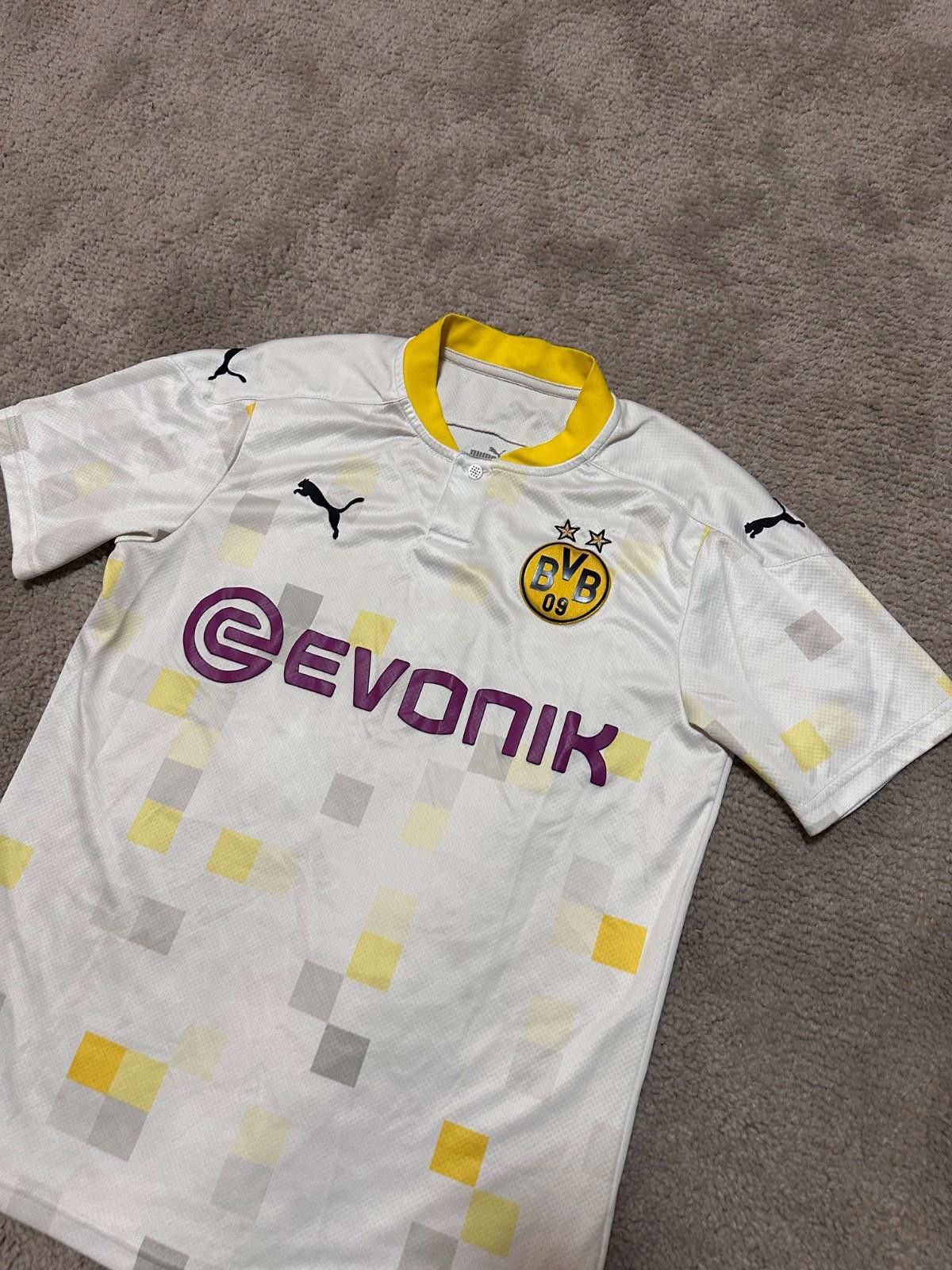 Puma BORUSSIA DORTMUND 2020 2021 THIRD FOOTBALL SOCCER JERSEY Size US M / EU 48-50 / 2 - 3 Thumbnail