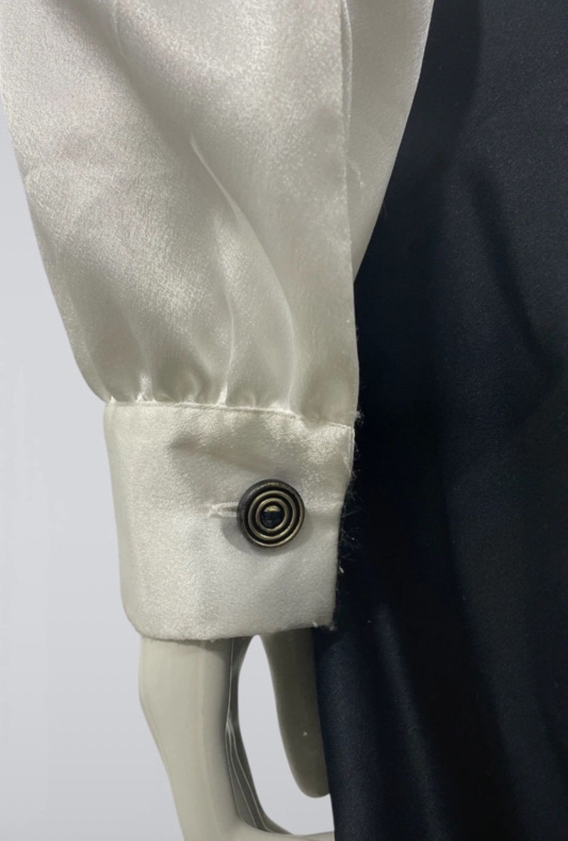 Yves Saint Laurent Satin Ivory Blouse by Yves Saint Laurent Size M / US 6-8 / IT 42-44 - 4 Thumbnail