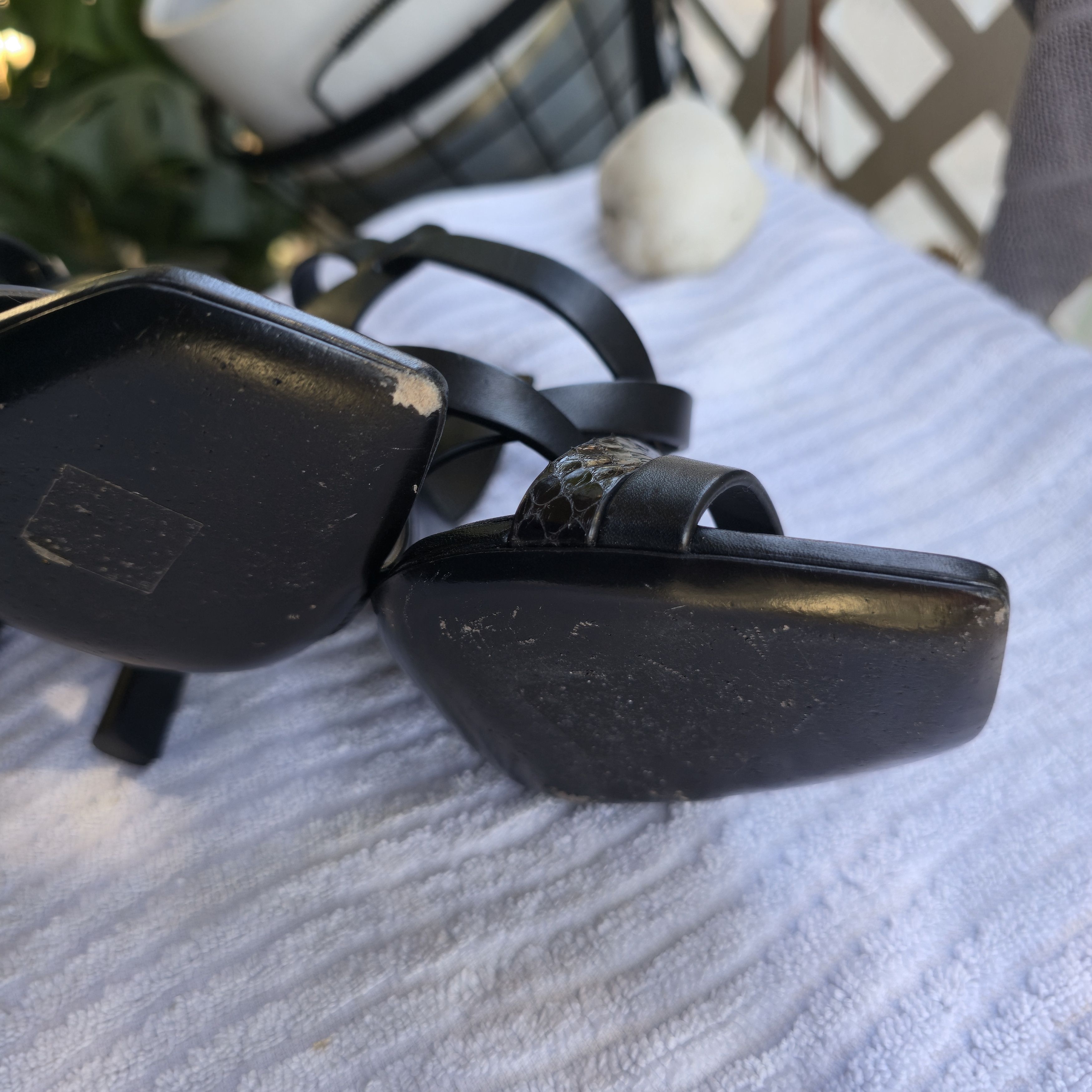 Saint Laurent Paris Saint Laurent Cassandra Heeled Sandal Size US 8 / IT 38 - 4 Thumbnail