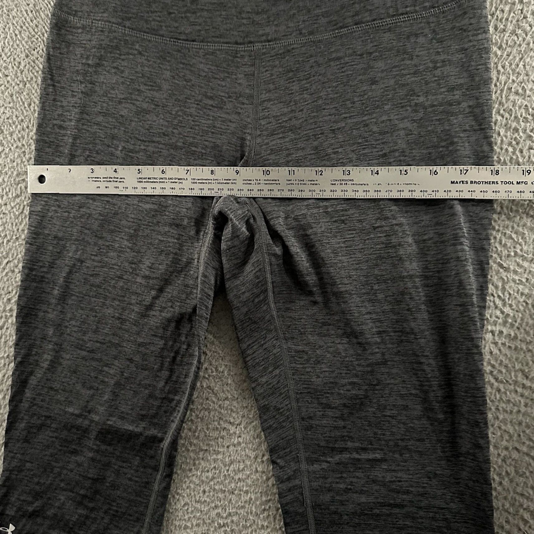 Under Armour Under Armour Womens Leggings Gray Size Large Base 2.0 Heatgear Polyester Blend Compression Stretch Ankle Mid Rise 8.5-10.5 in 32 in Waist 28 in Inseam Size 36" / US 14 / IT 50 - 7 Thumbnail