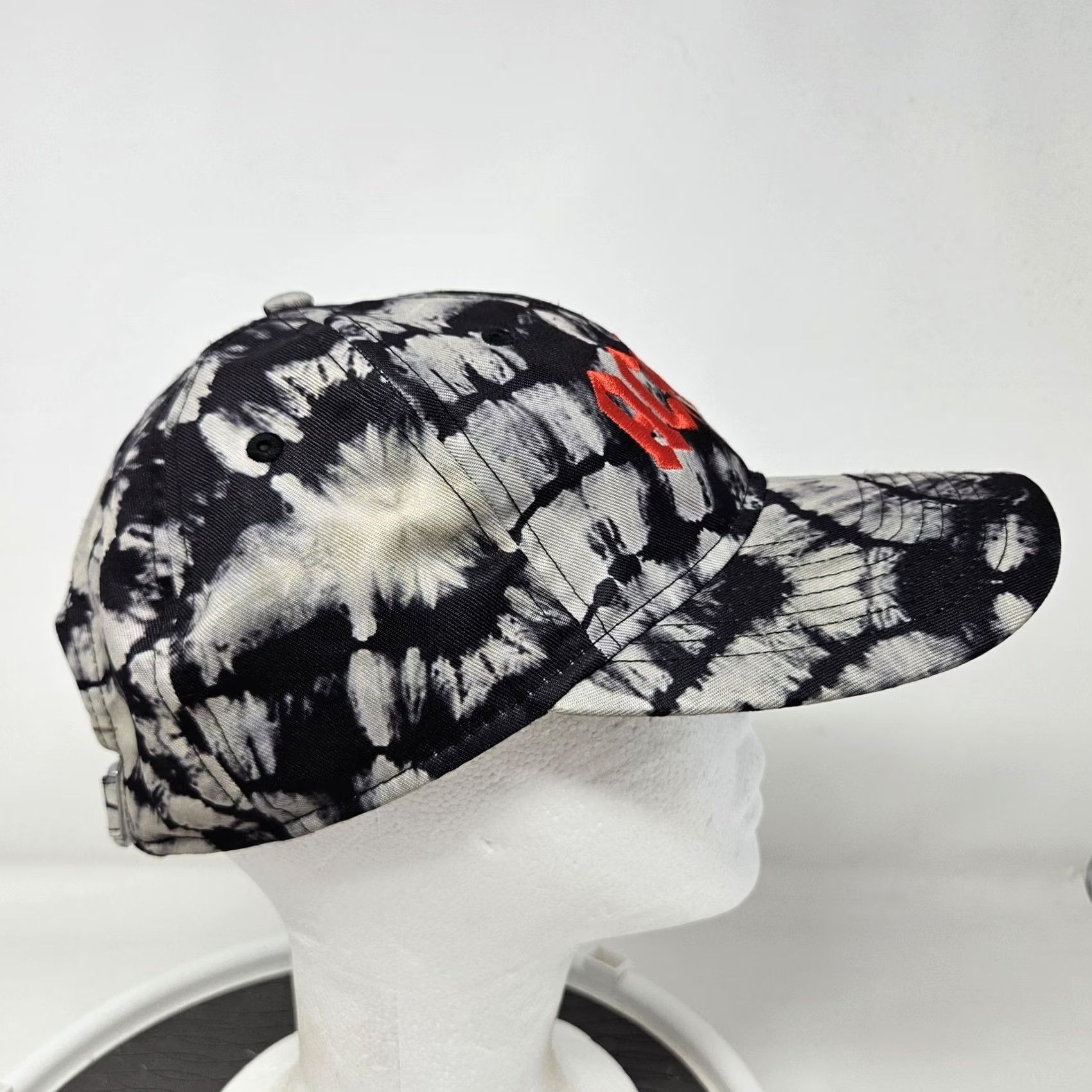 Logo 7 AC/DC Hat Cap Strap Back Black White Tie Dye Embroidered Logo Rock Mens Baseball Cap Adjustable Twill Geometric Vintage No N/A Size ONE SIZE - 3 Thumbnail