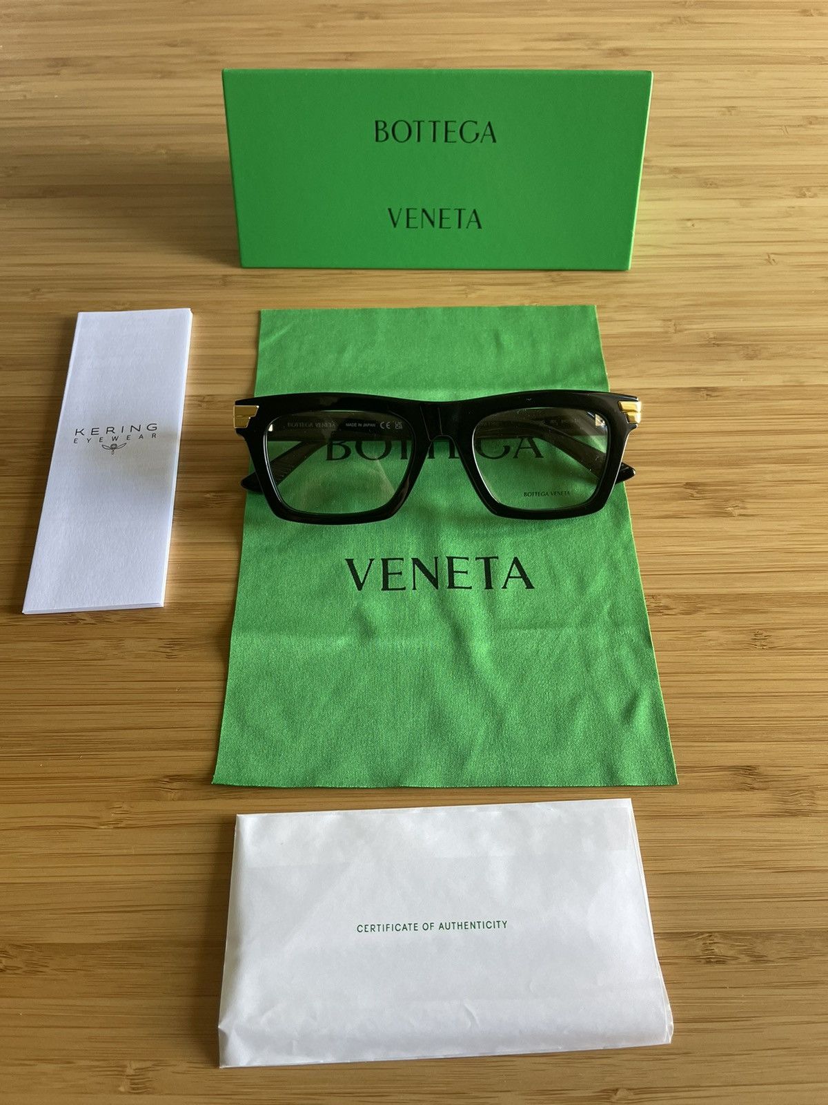 image of Bottega Veneta Bv1059O_001 Eyeglasses in Black, Women's