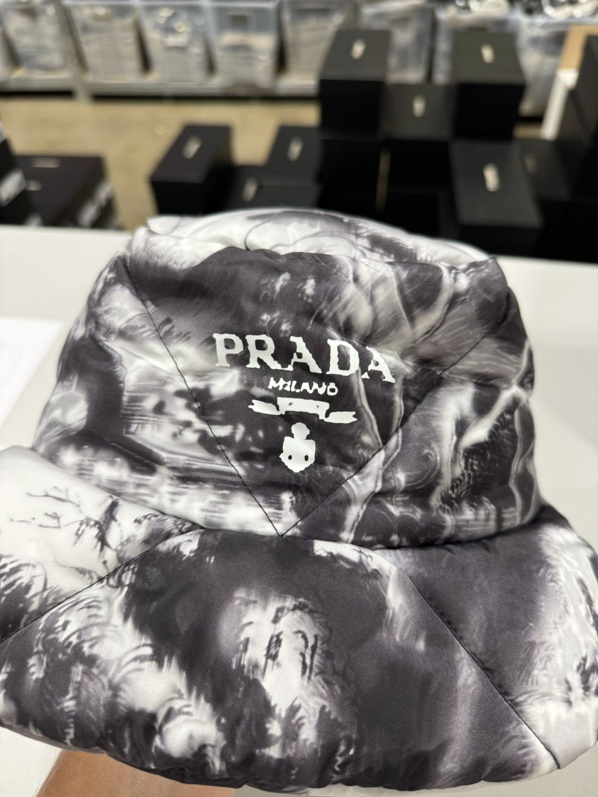 Prada Prada Printed Bucket Hat NEW 900$ Size ONE SIZE - 2 Thumbnail