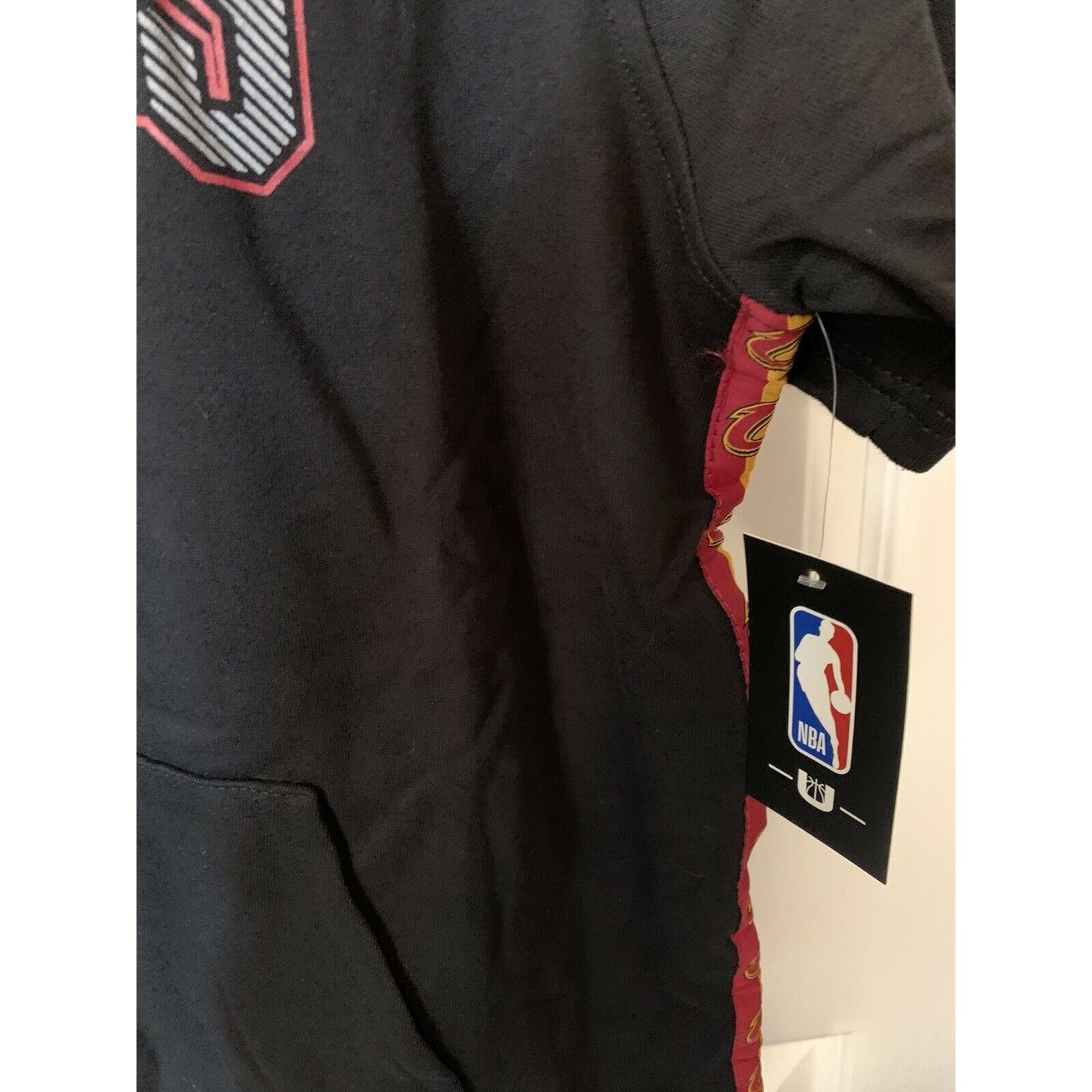 NBA New NBA Cleveland Cavaliers Unisex Short Sleeve Pull Over Ho Size US L / EU 52-54 / 3 - 6 Thumbnail