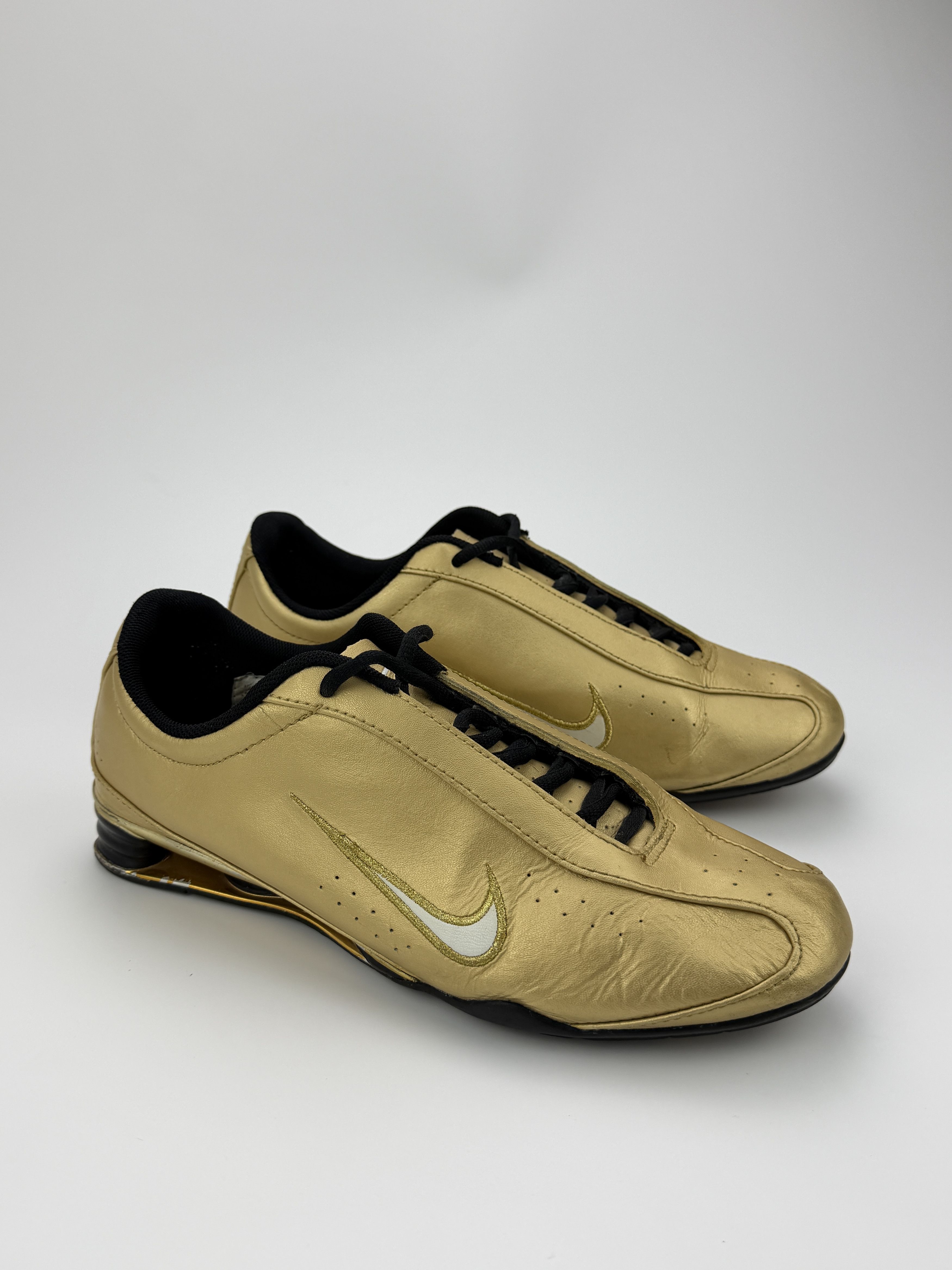 Nike Vintage 2007 Nike Shox Golden Leather Low Top Sneakers Size US 8 / EU 41 - 3 Thumbnail
