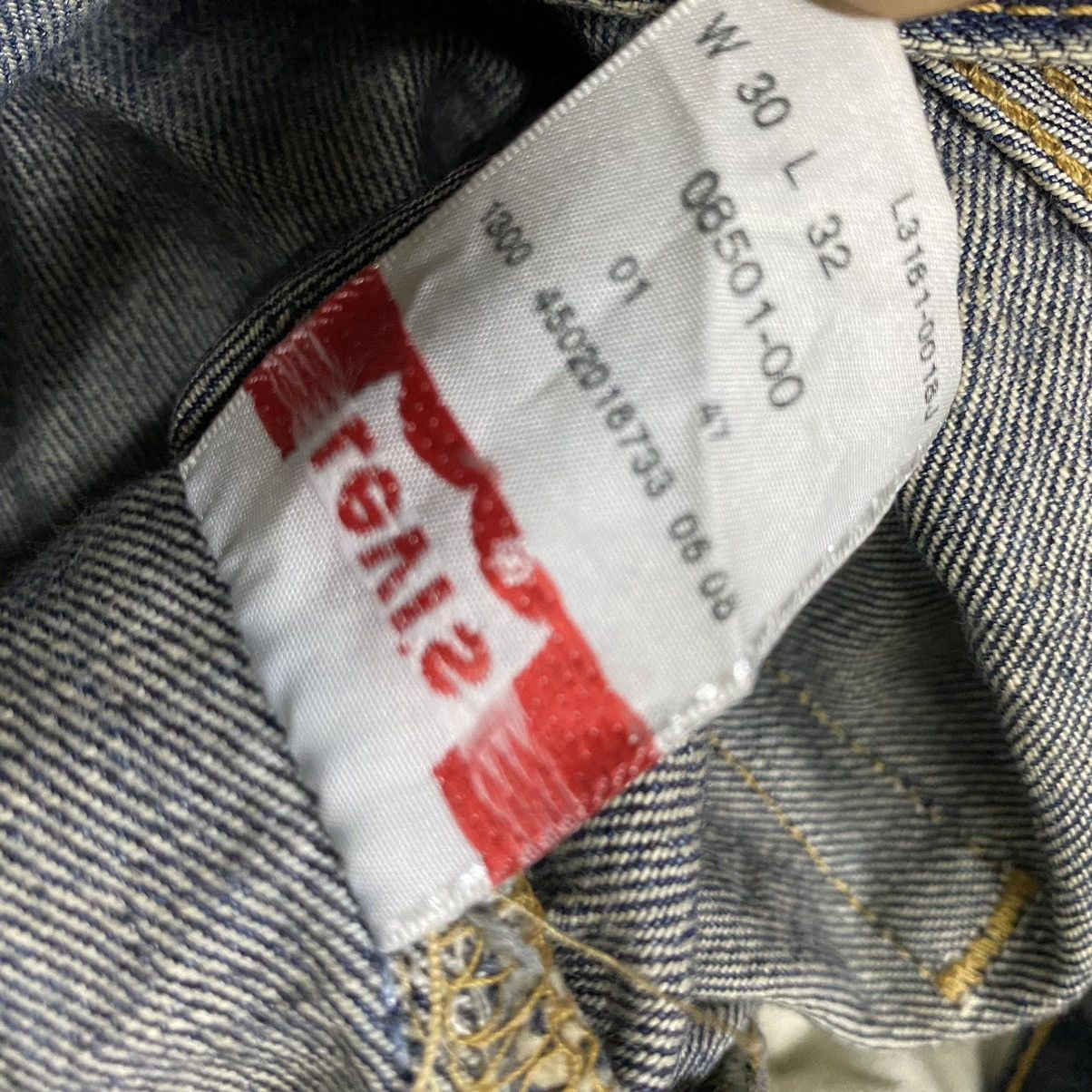 Levi's Levis 501 Kurt Cobain distressed denim Size US 30 / EU 46 - 16 Thumbnail