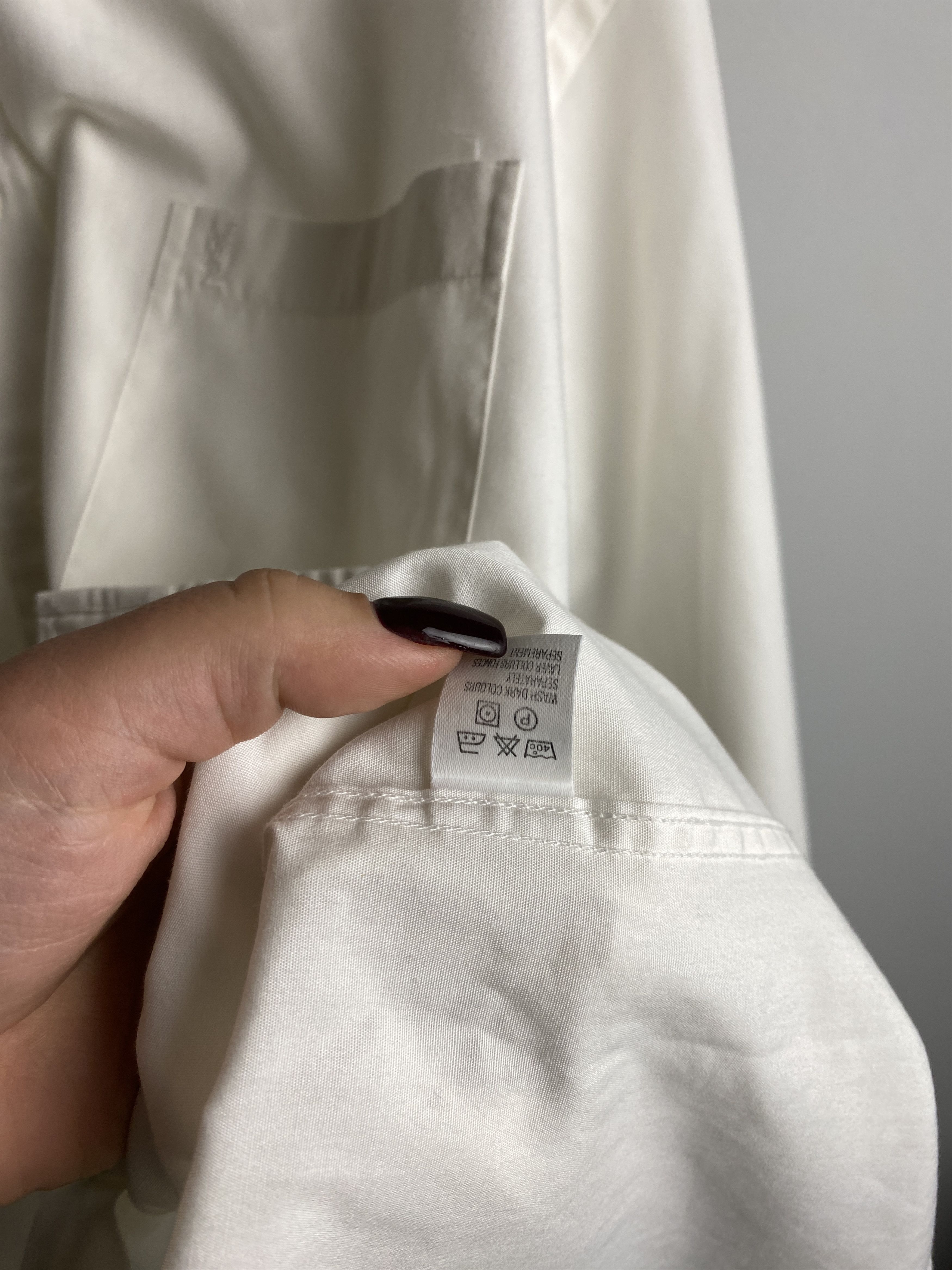 Yves Saint Laurent YSL Yves Saint Laurent small logo casual formal shirt Size US XL / EU 56 / 4 - 5 Thumbnail