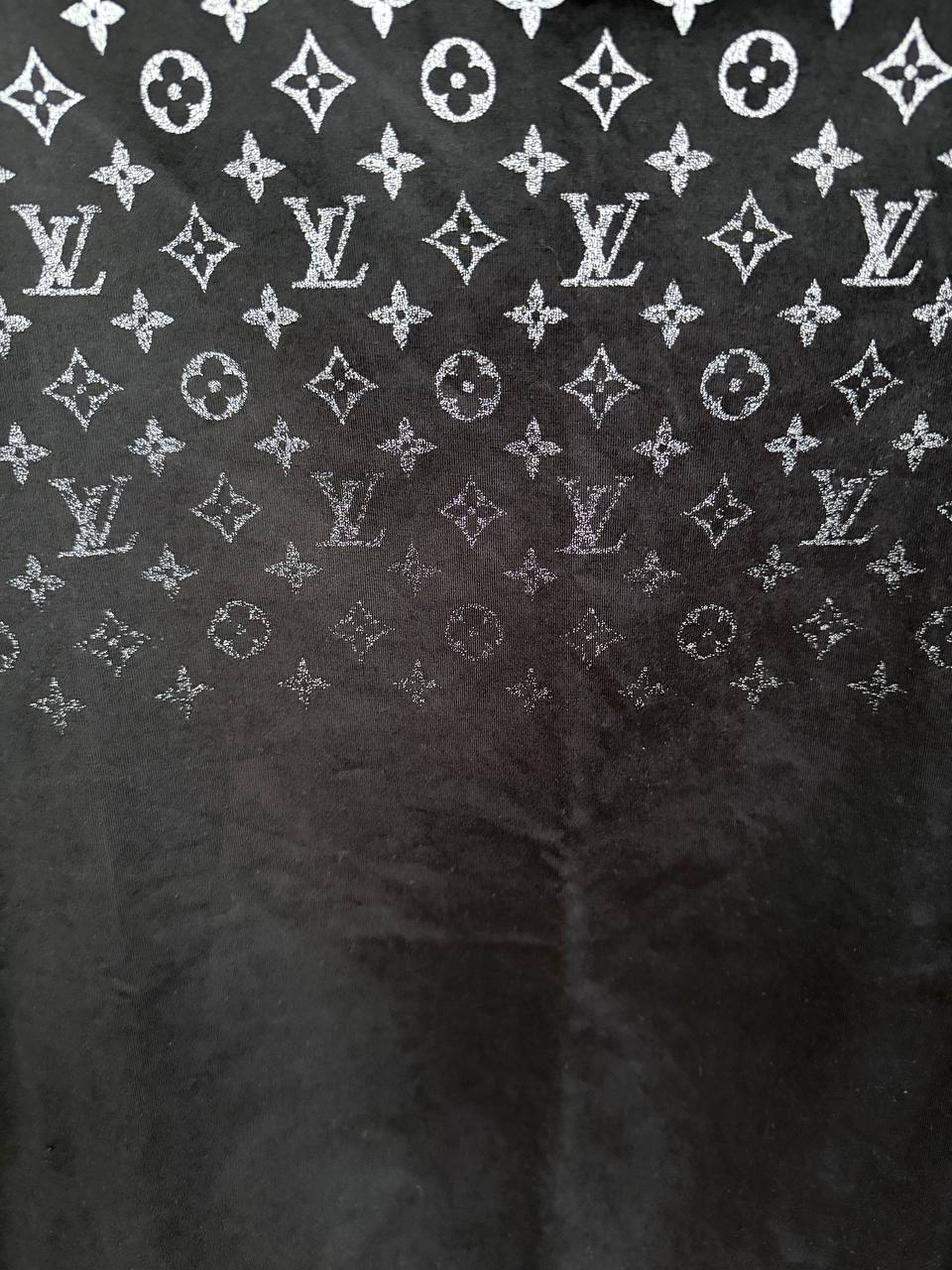 Louis Vuitton Louis Vuitton Monogram Gradient T Shirt Size US M / EU 48-50 / 2 - 3 Thumbnail