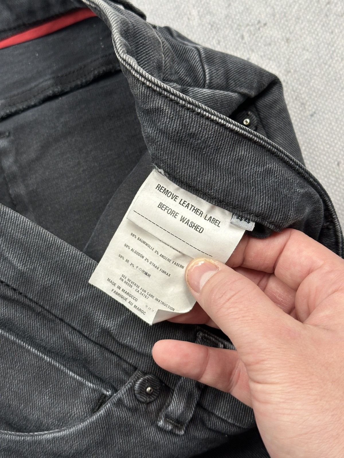 Prada Prada Vintage Grey Denim Pencil Skirt Lux Leather Logo Patch Size 30" / US 8 / IT 44 - 12 Thumbnail