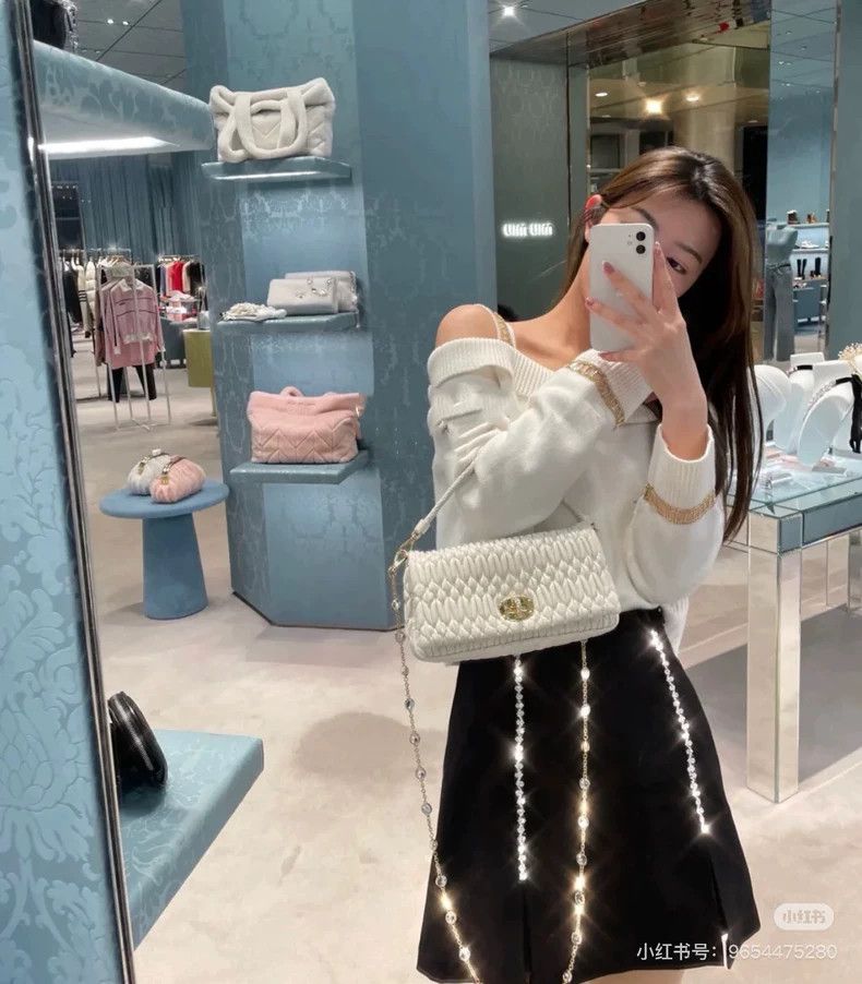 Chanel Chanel Track series beige knitted metal hollow off-the-sho Size XS / US 0-2 / IT 36-38 - 8 Thumbnail