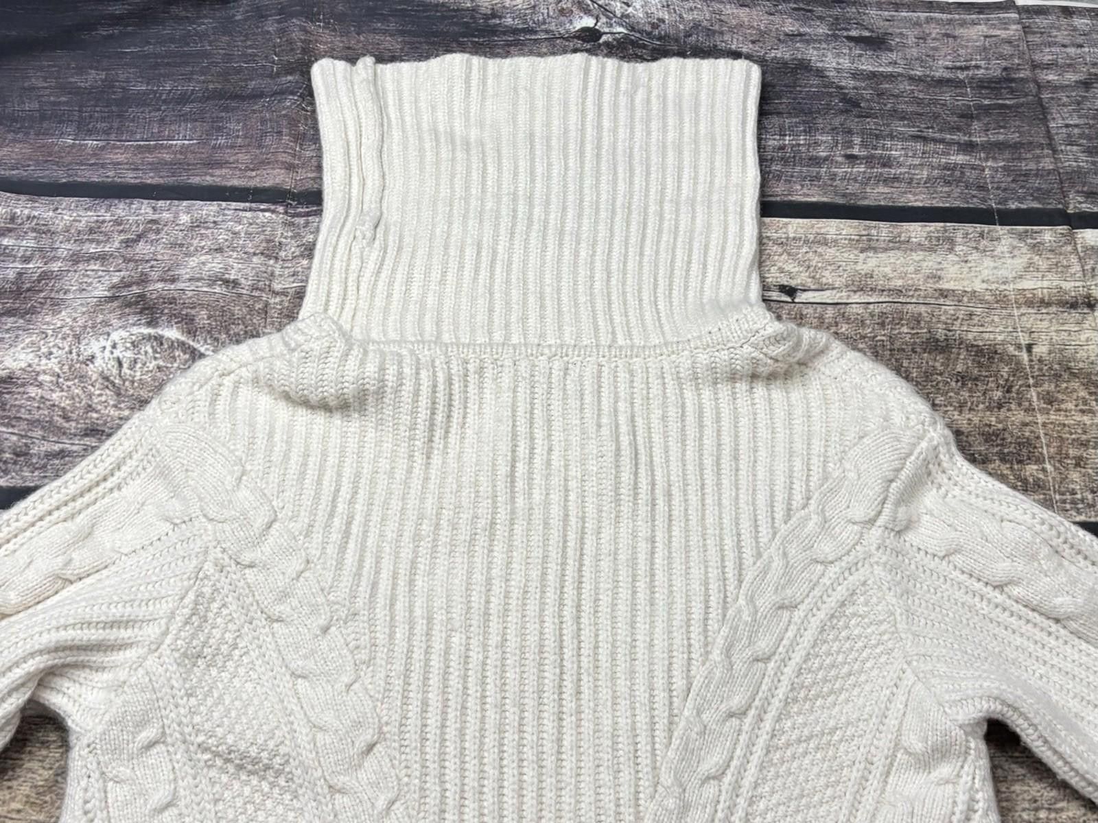 Banana Republic Banana Republic Sweater Womens XS Cable Merino Wool Alpaca Size XS / US 0-2 / IT 36-38 - 8 Thumbnail