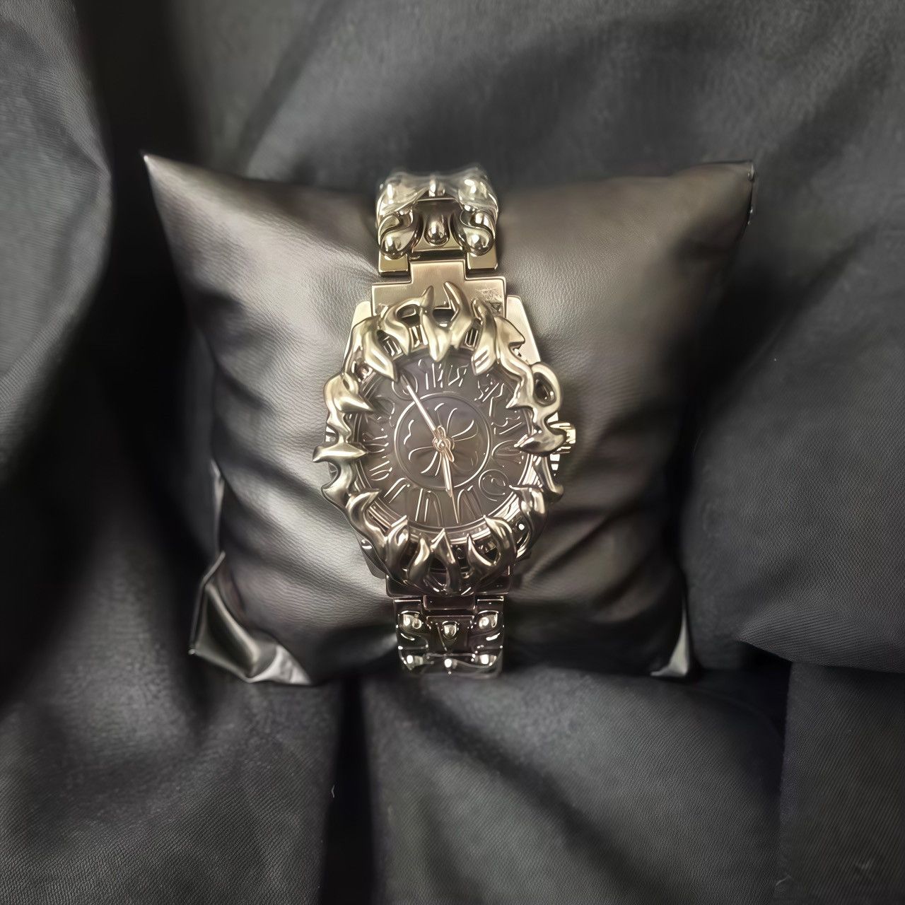 Other Chrome Watch Hot Selling Claw Custom American design Size ONE SIZE - 5 Thumbnail