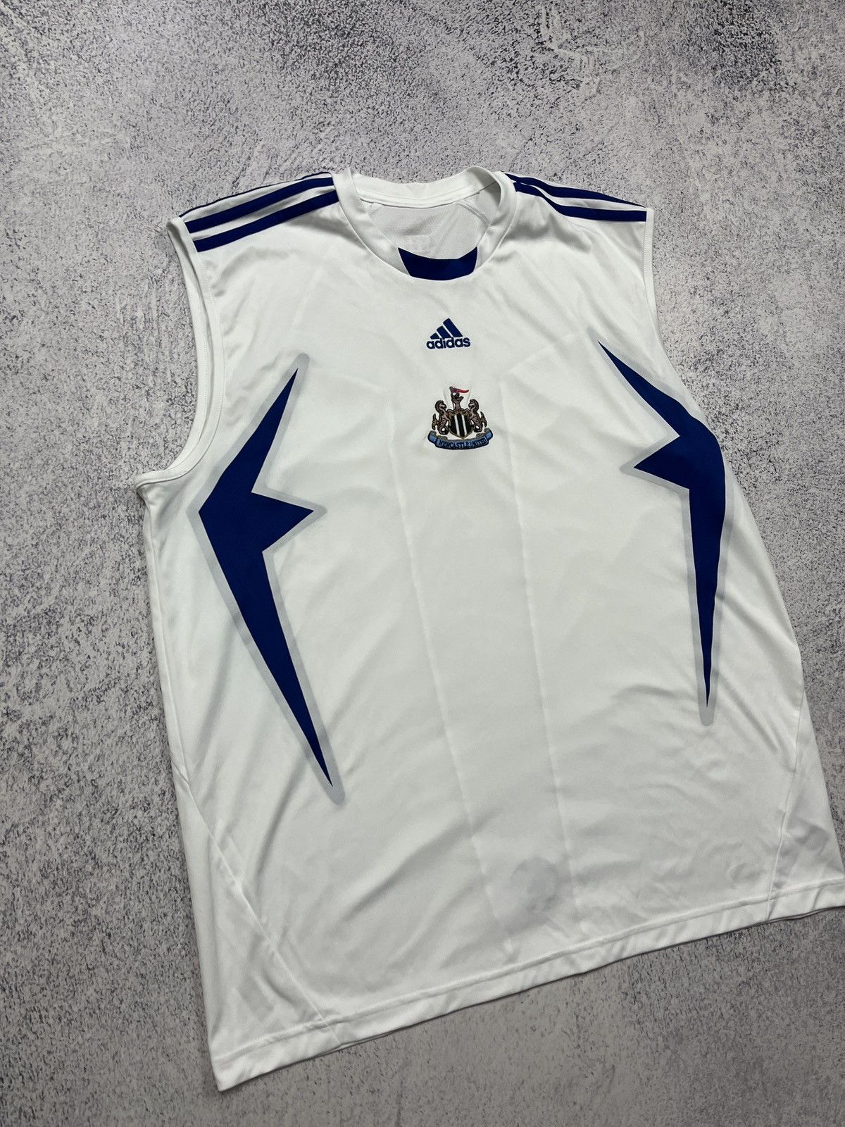 Adidas Newcastle United Adidas Sleeveless Training Jersey 2007 Y2k Size US L / EU 52-54 / 3 - 4 Thumbnail