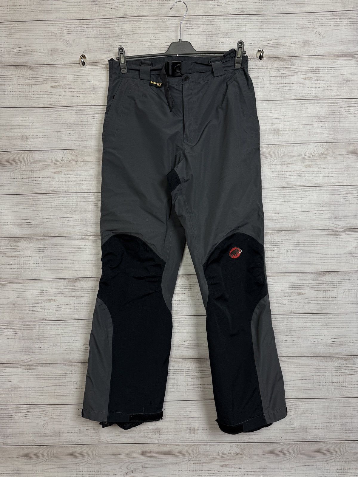 Goretex Vintage Mammut Pants Gore-Tex Extreme Size US 34 / EU 50 - 1 Thumbnail