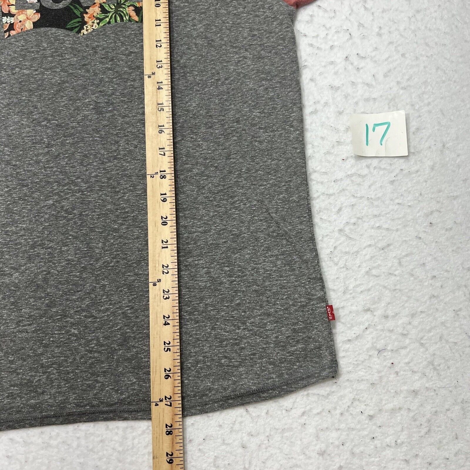 Levi's Levi's Medium Gray Floral Patterned Logo Graphic T Shirt Size US M / EU 48-50 / 2 - 8 Thumbnail