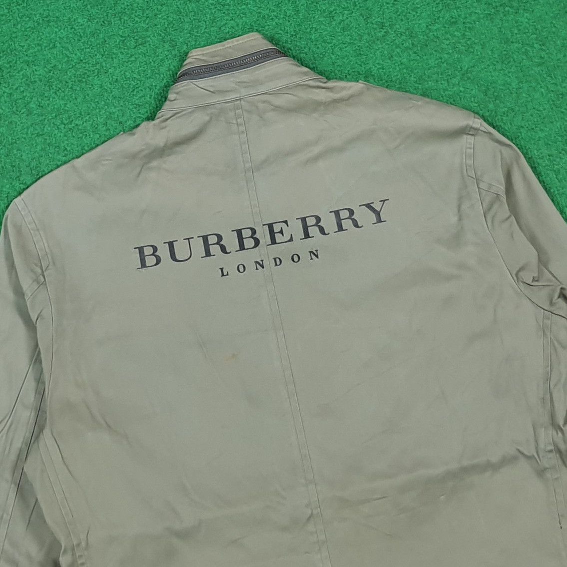 Burberry Vintage Burberry Black Label Military Field Jacket C287N18 Size US S / EU 44-46 / 1 - 2 Thumbnail